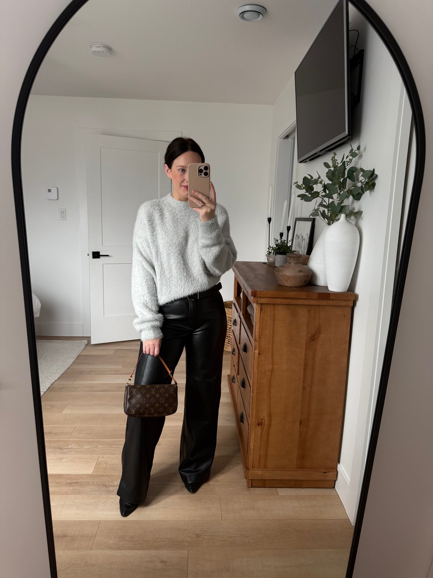 Louis Vuitton Pochette