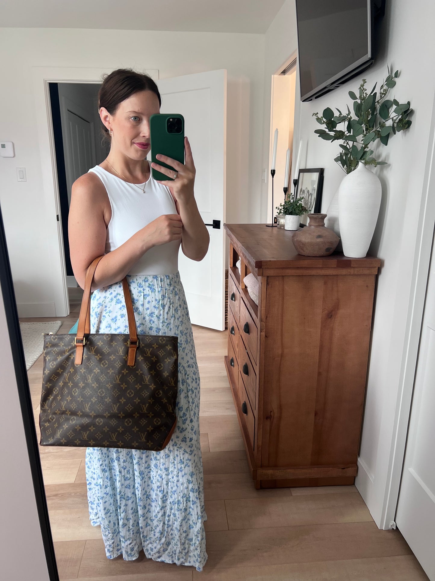 Louis Vuitton Monogram Cabas Mezzo
