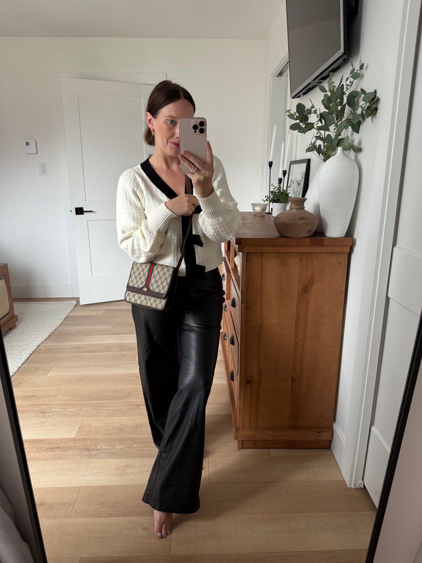Gucci Sherry Line Shoulder Bag