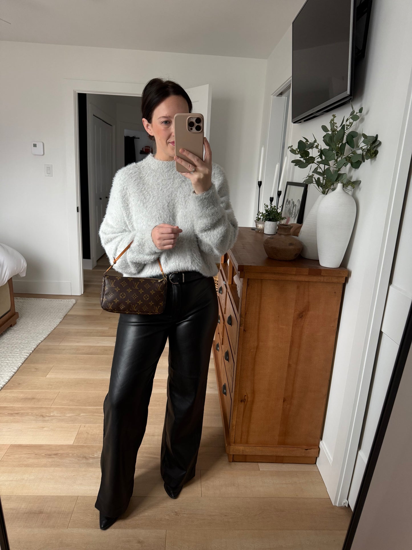 Louis Vuitton Pochette