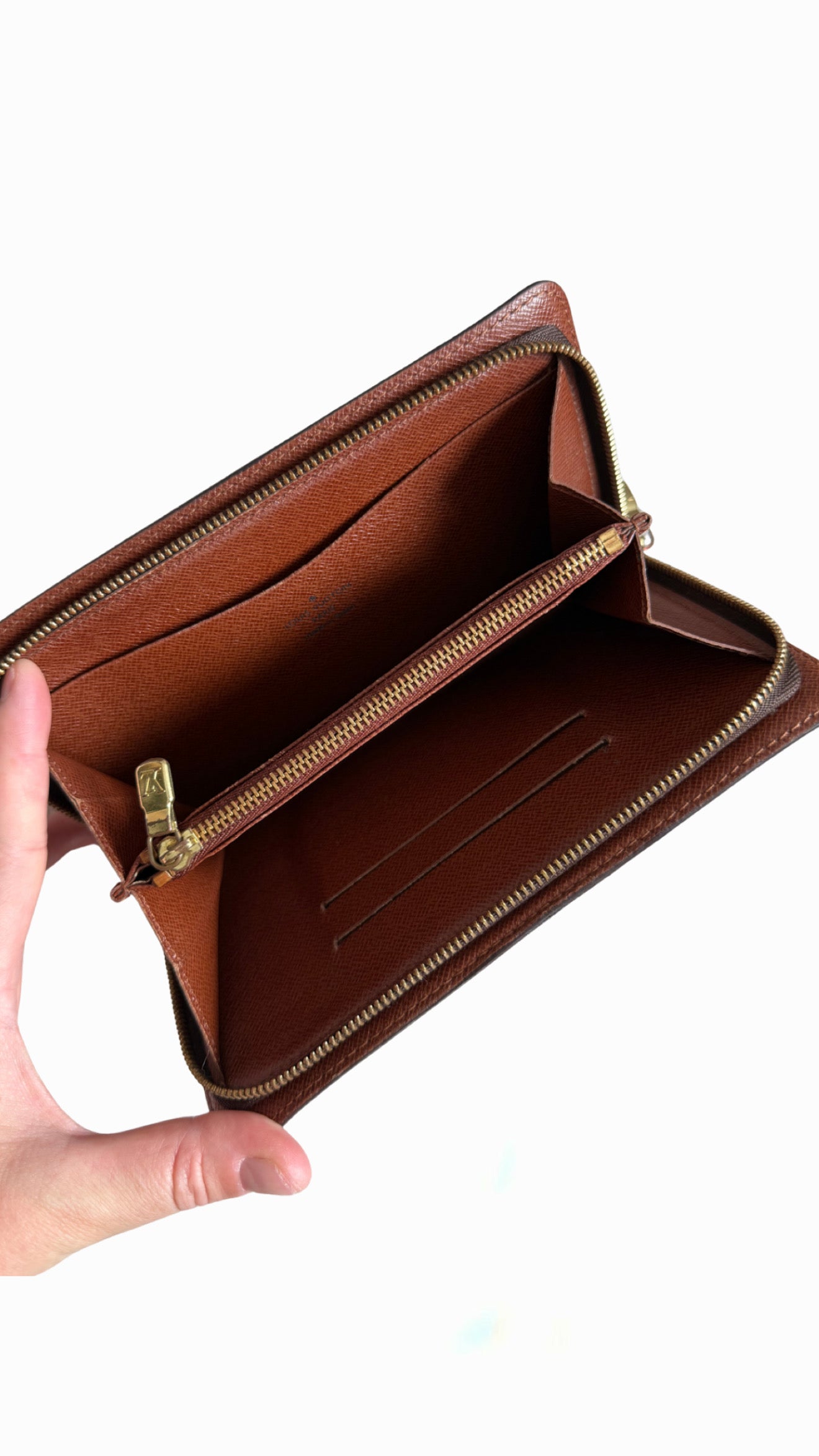 Louis Vuitton Zippy Wallet