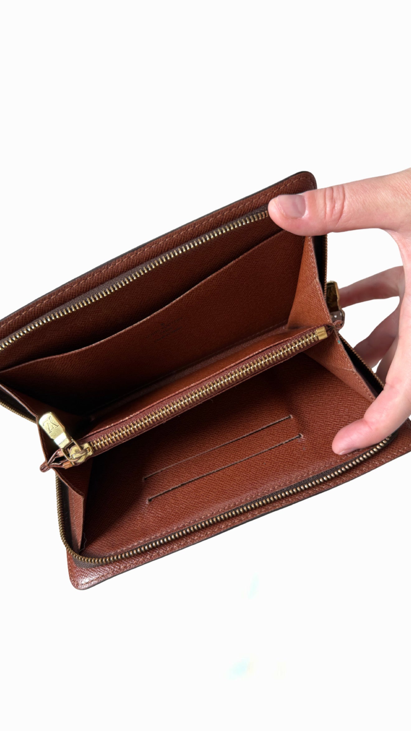 Louis Vuitton Zippy Wallet