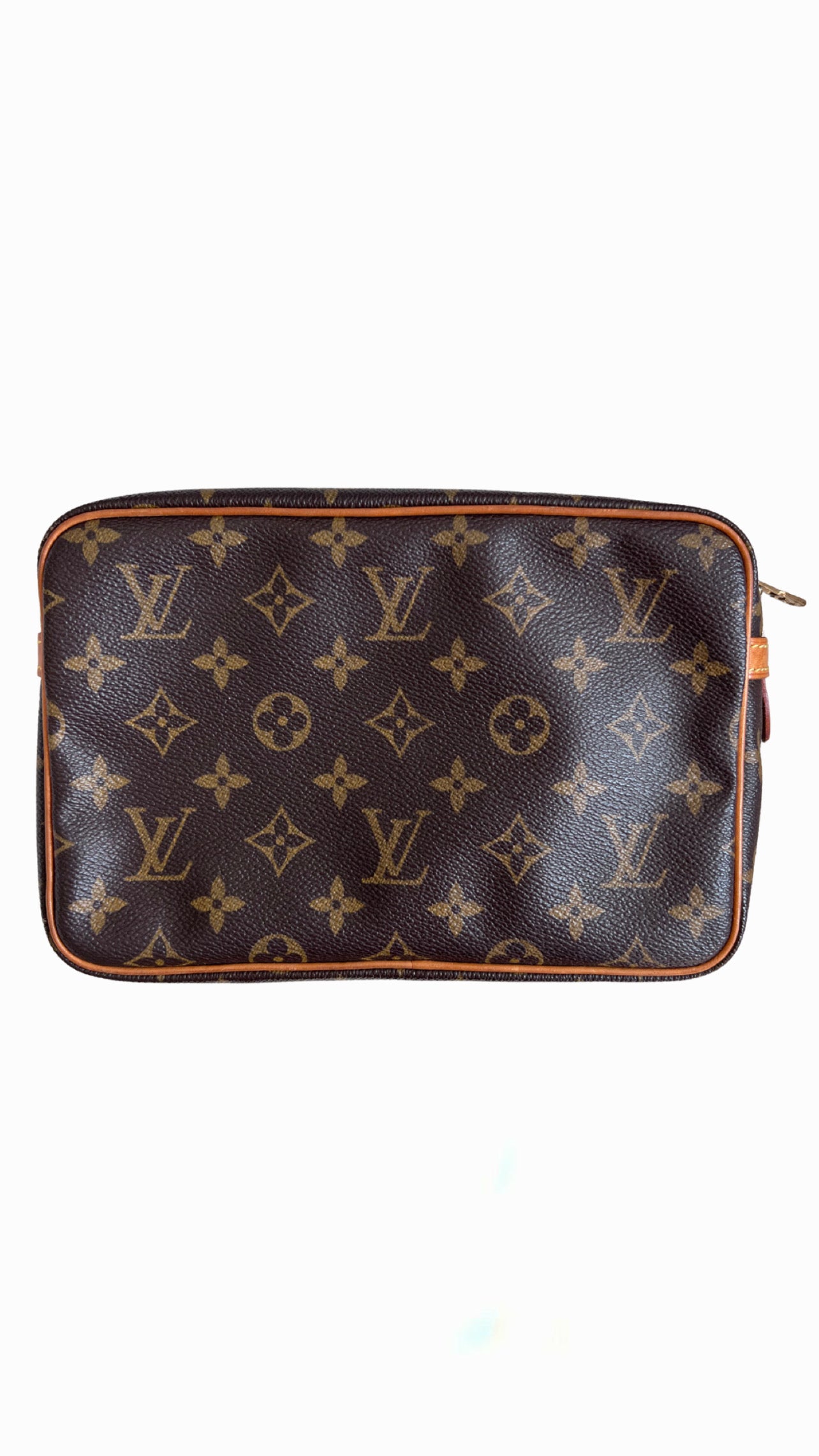 Louis Vuitton Compeigne 23 Toiletry Clutch