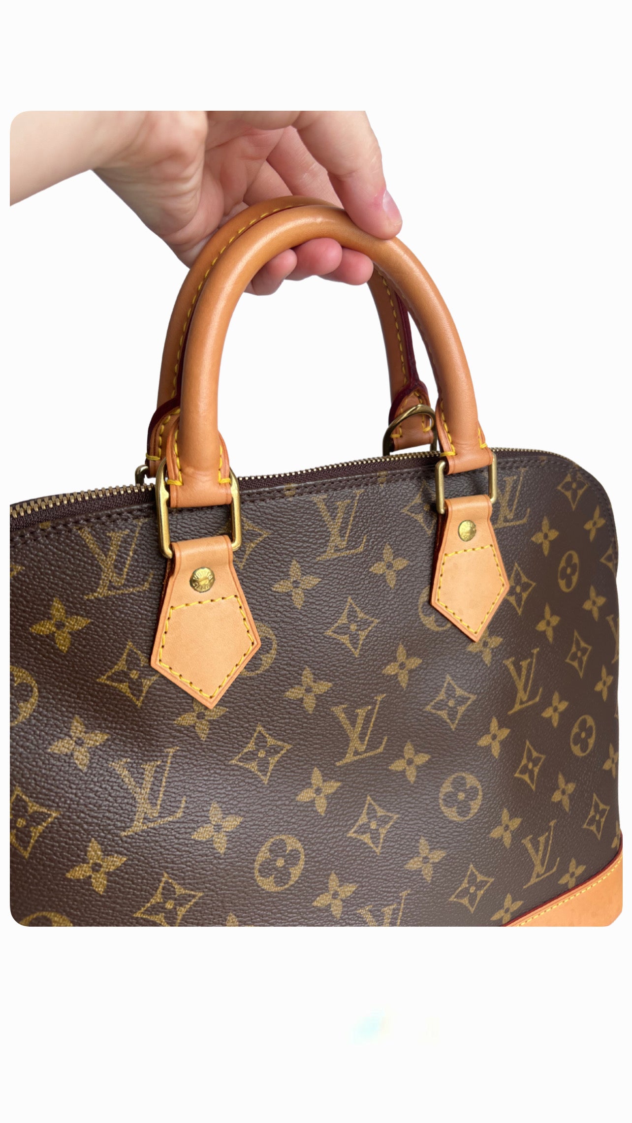 Louis Vuitton Alma PM