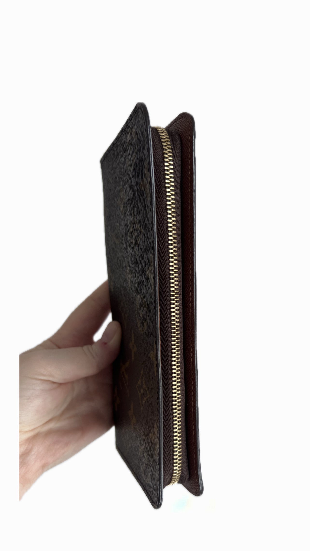 Louis Vuitton Zippy Wallet