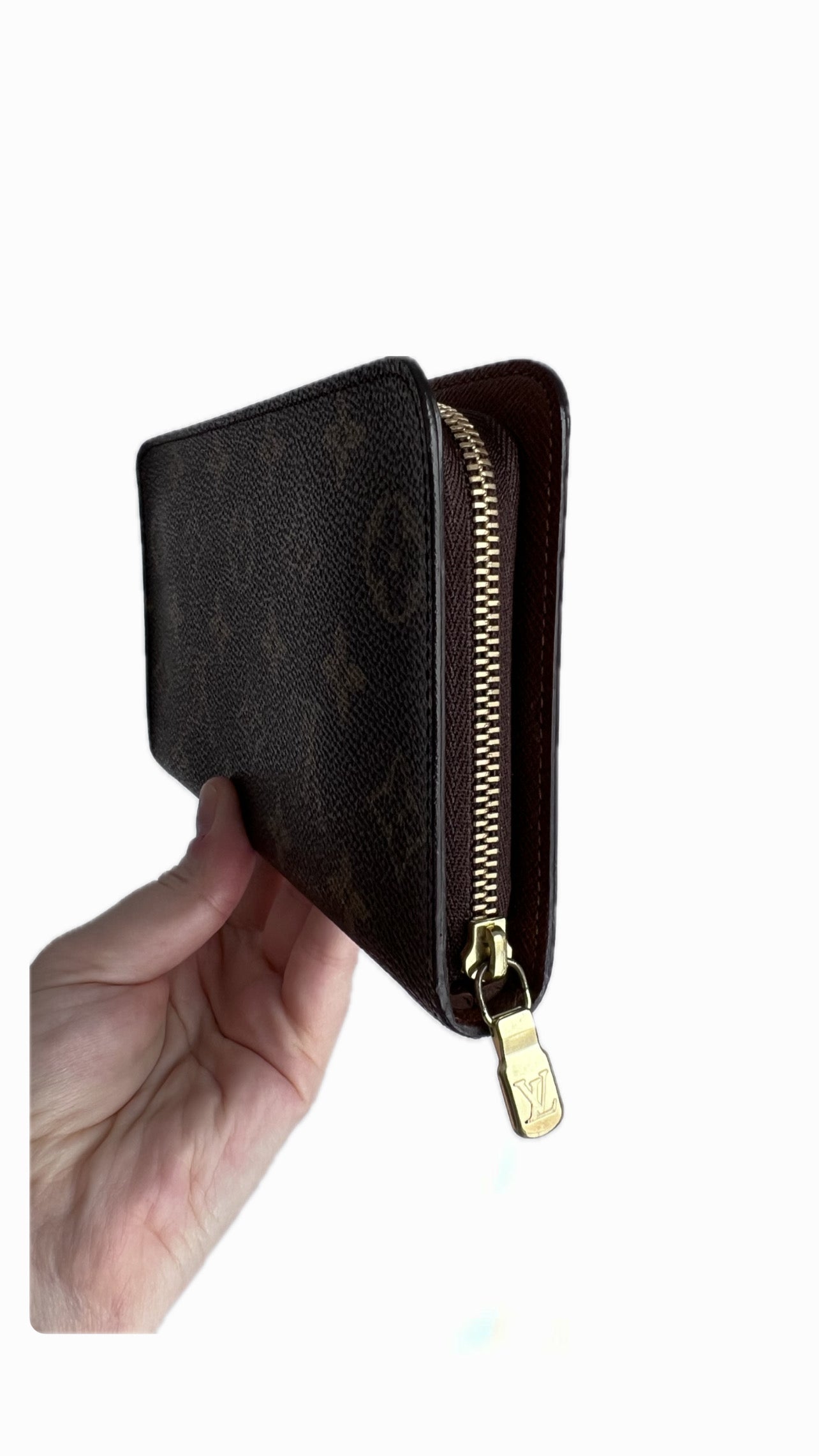 Louis Vuitton Zippy Wallet