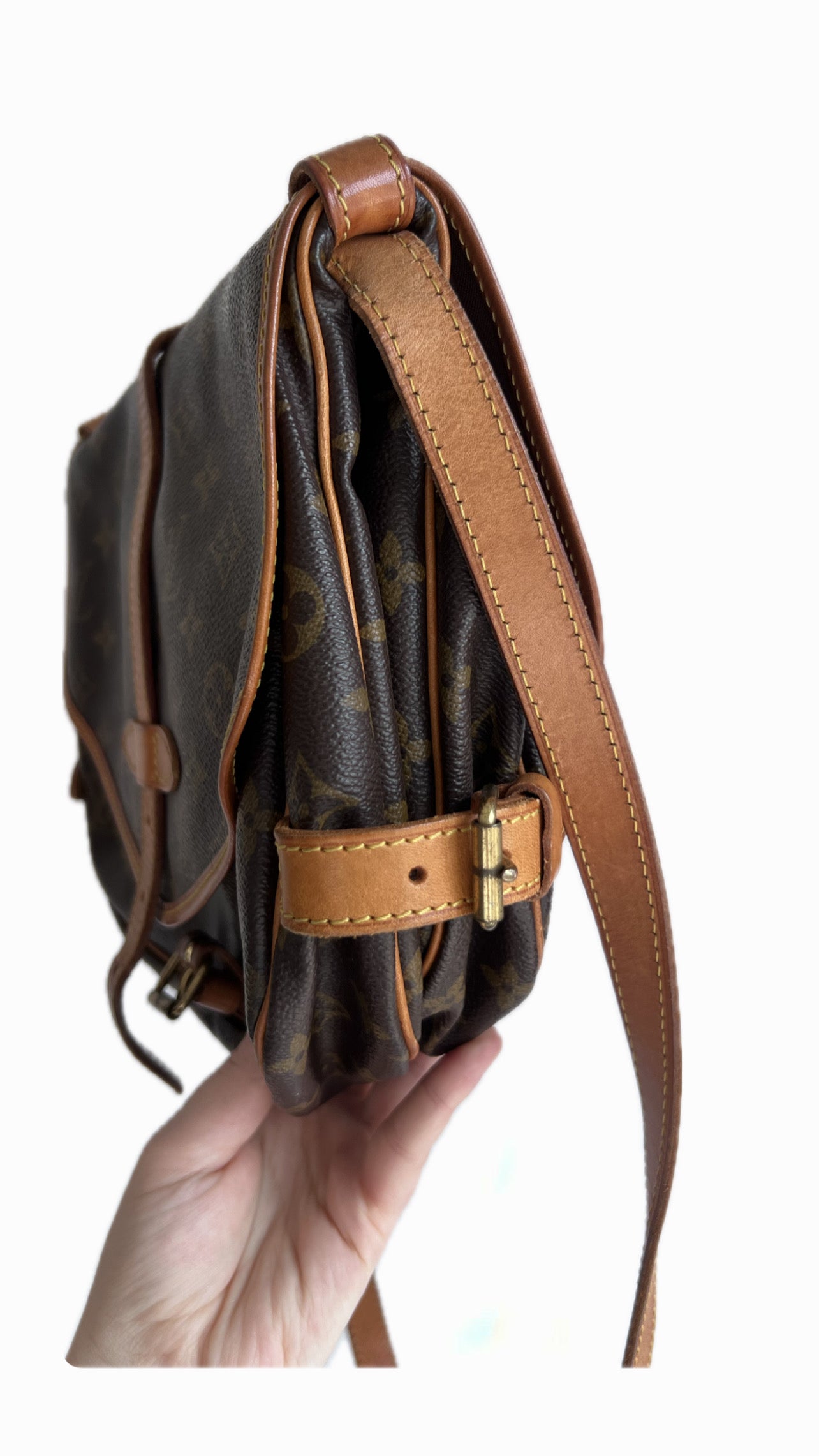 Louis Vuitton Saumur 30