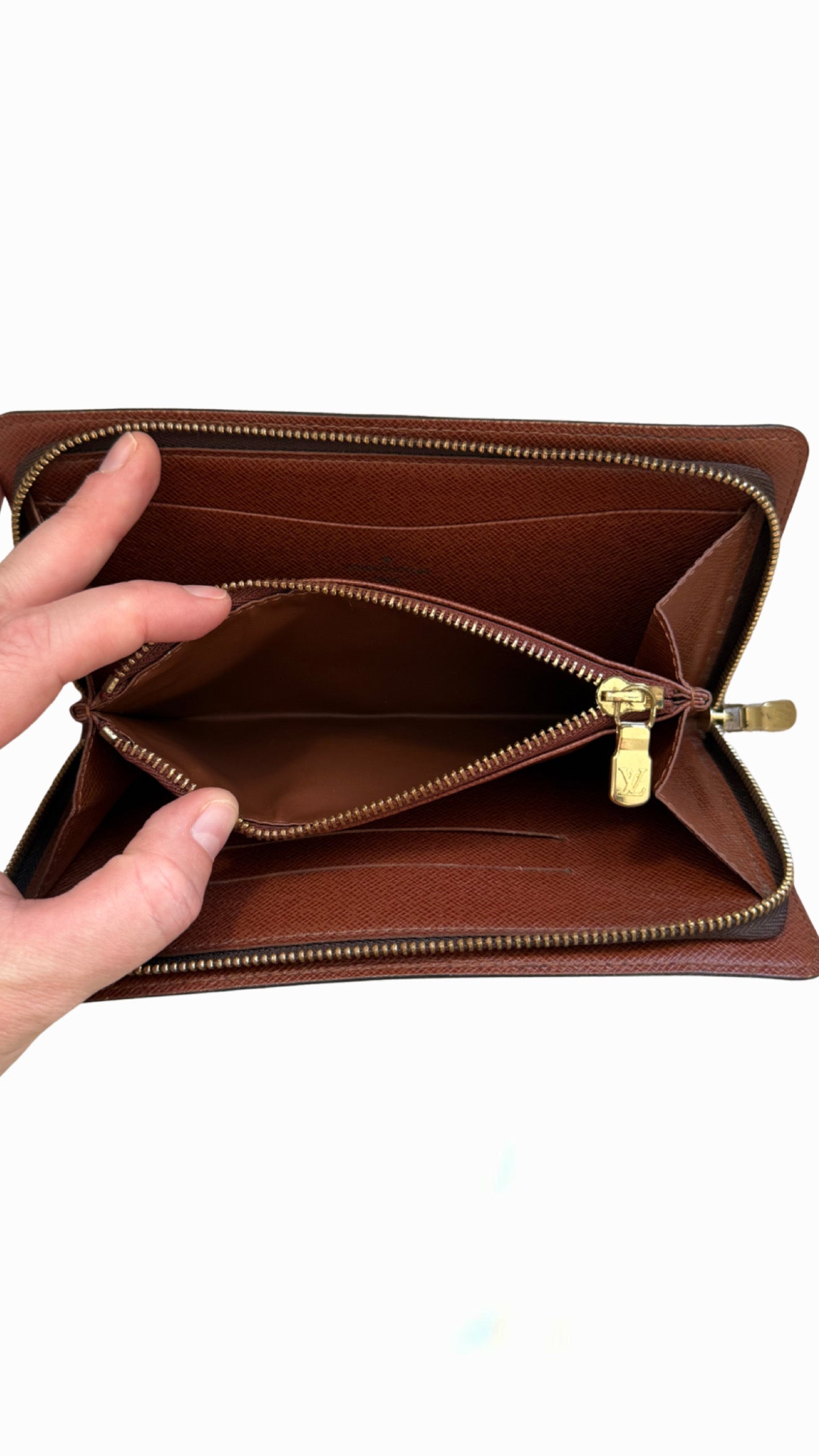 Louis Vuitton Zippy Wallet