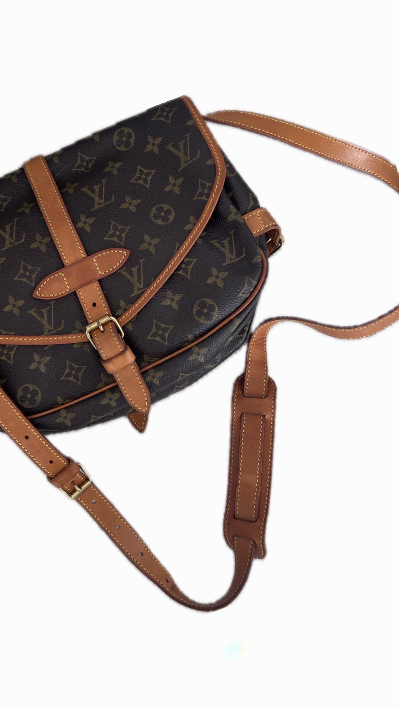 Louis Vuitton Saumur 30
