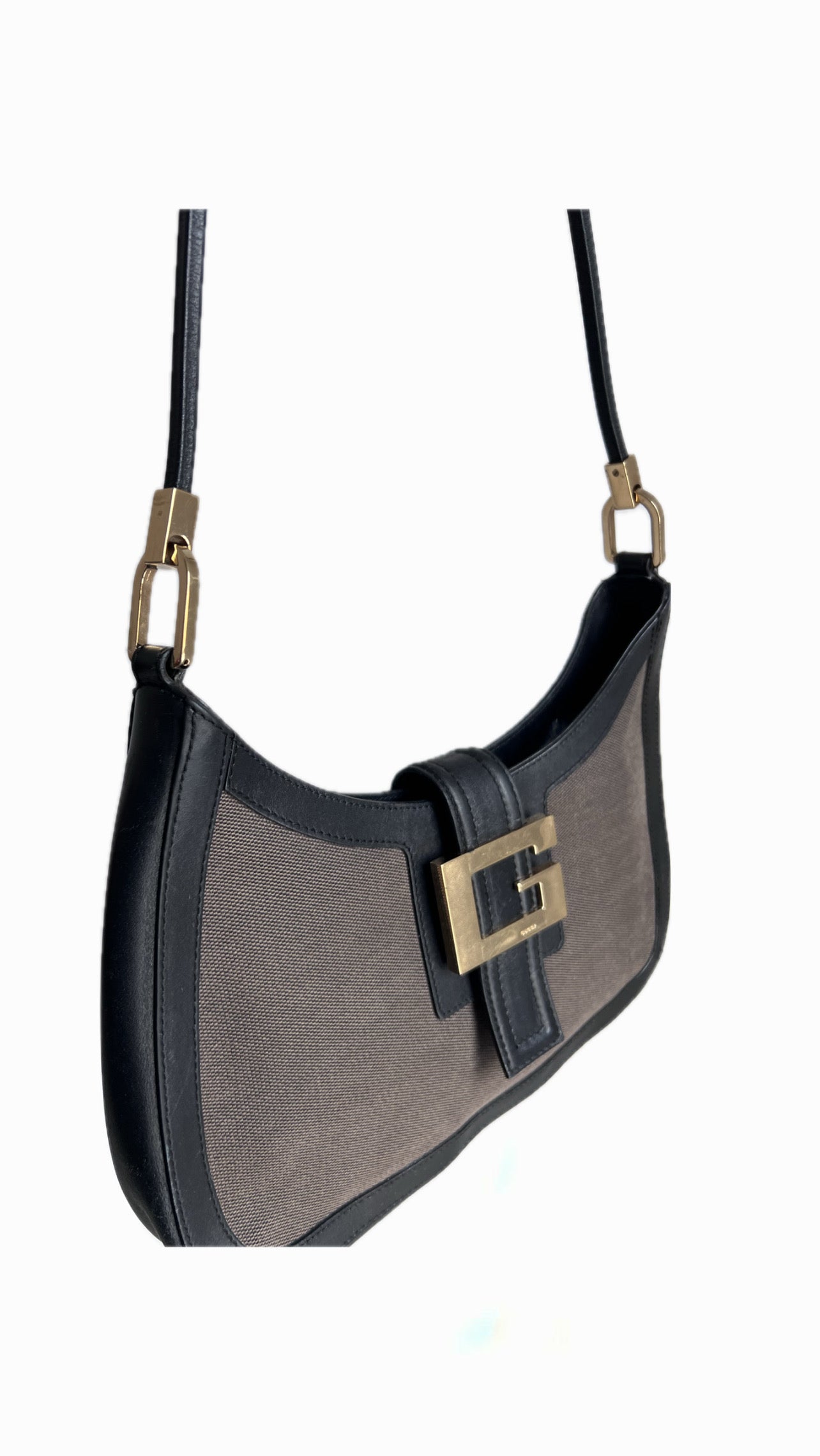 Gucci G Buckle Shoulder Bag