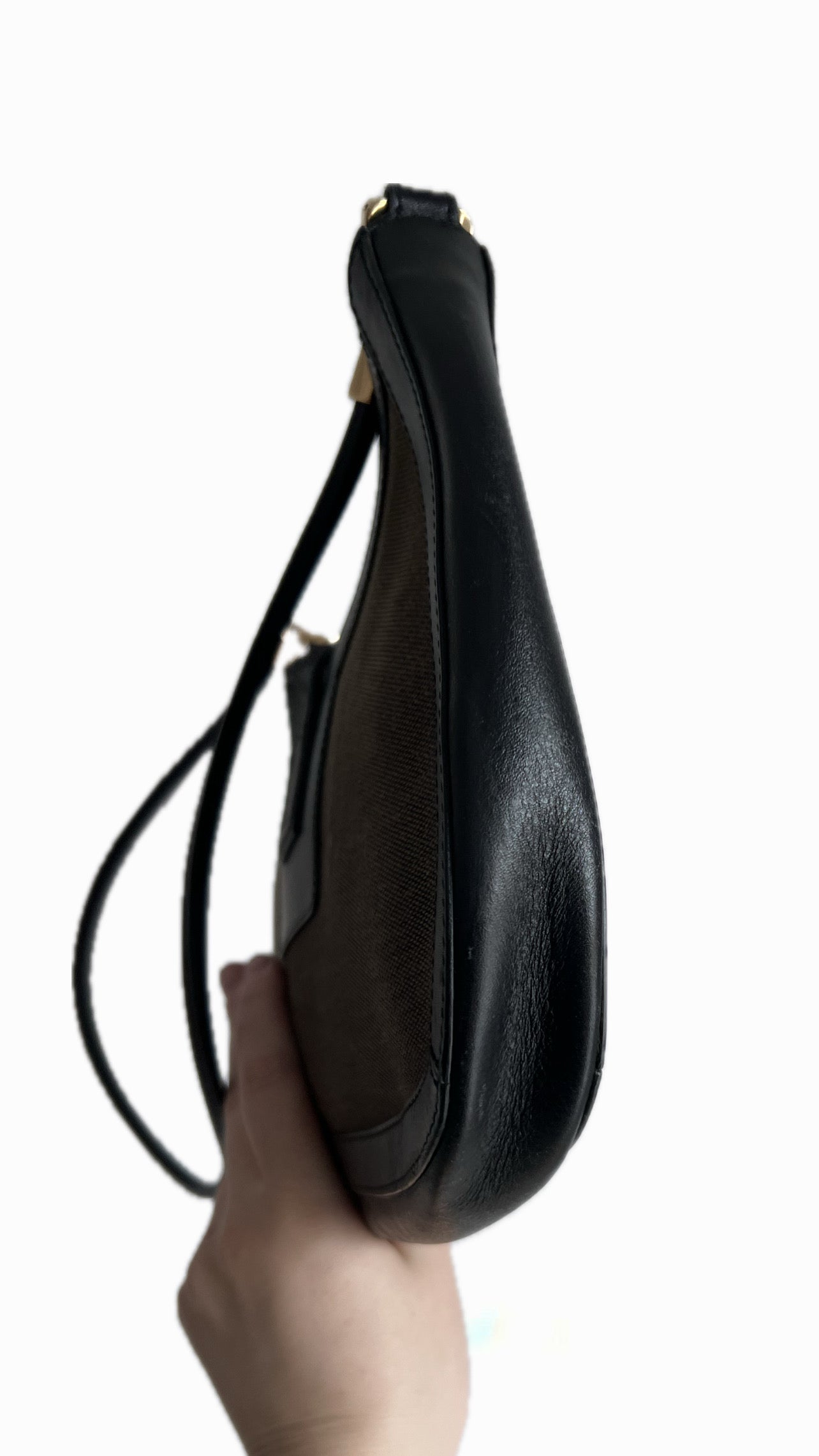 Gucci G Buckle Shoulder Bag