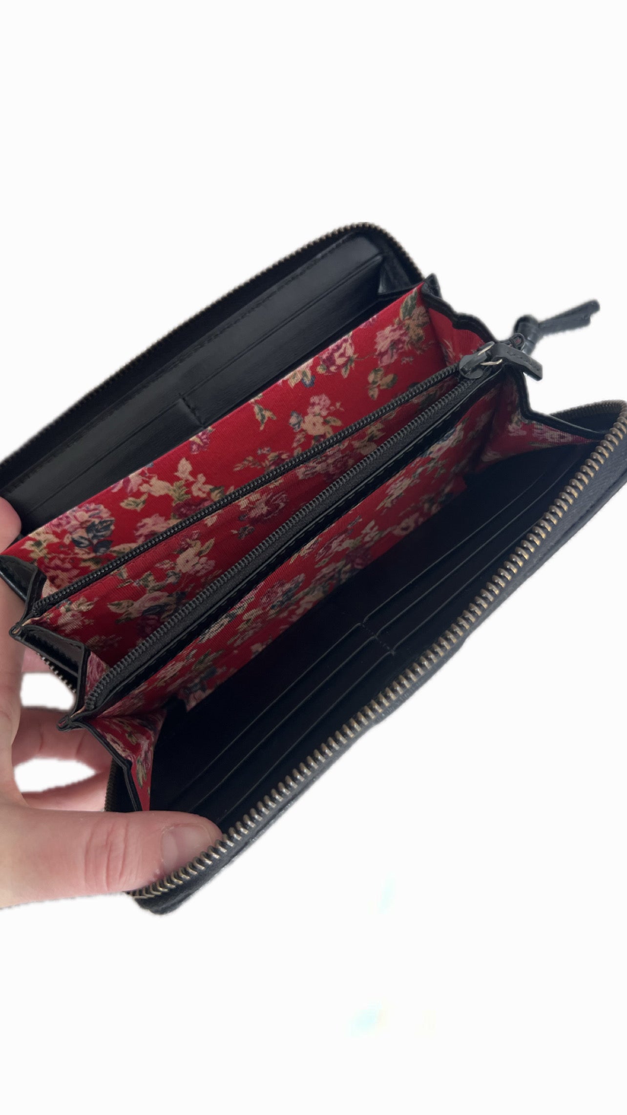Gucci Quilted Leather Zipper Wallet