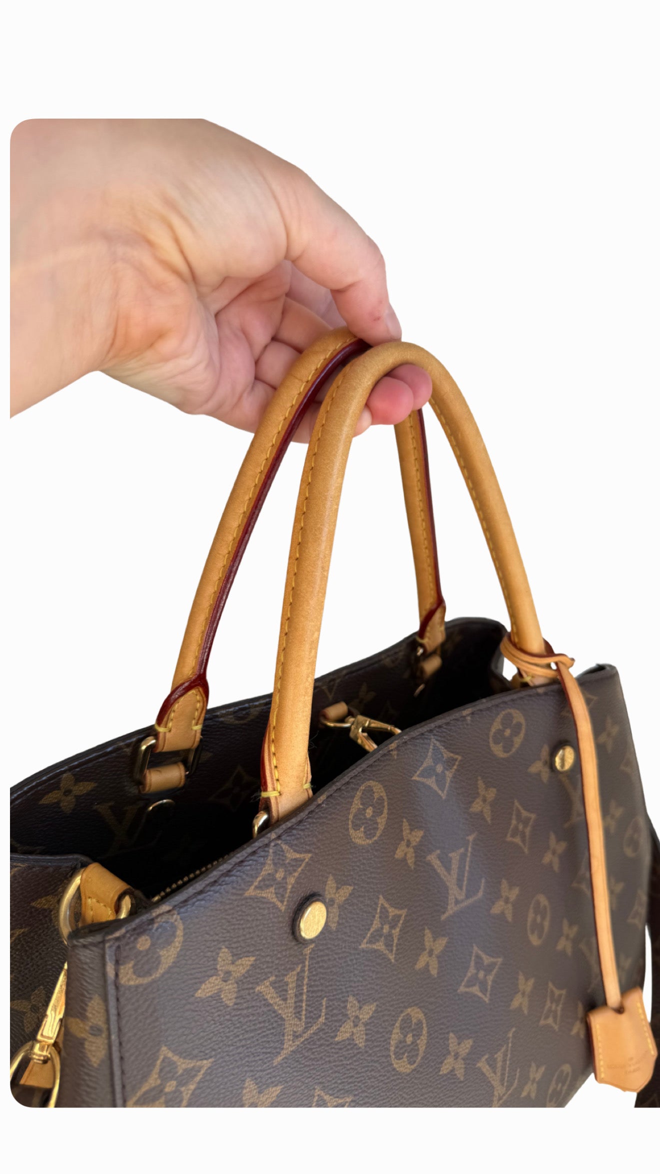 Louis Vuitton Montaigne MM