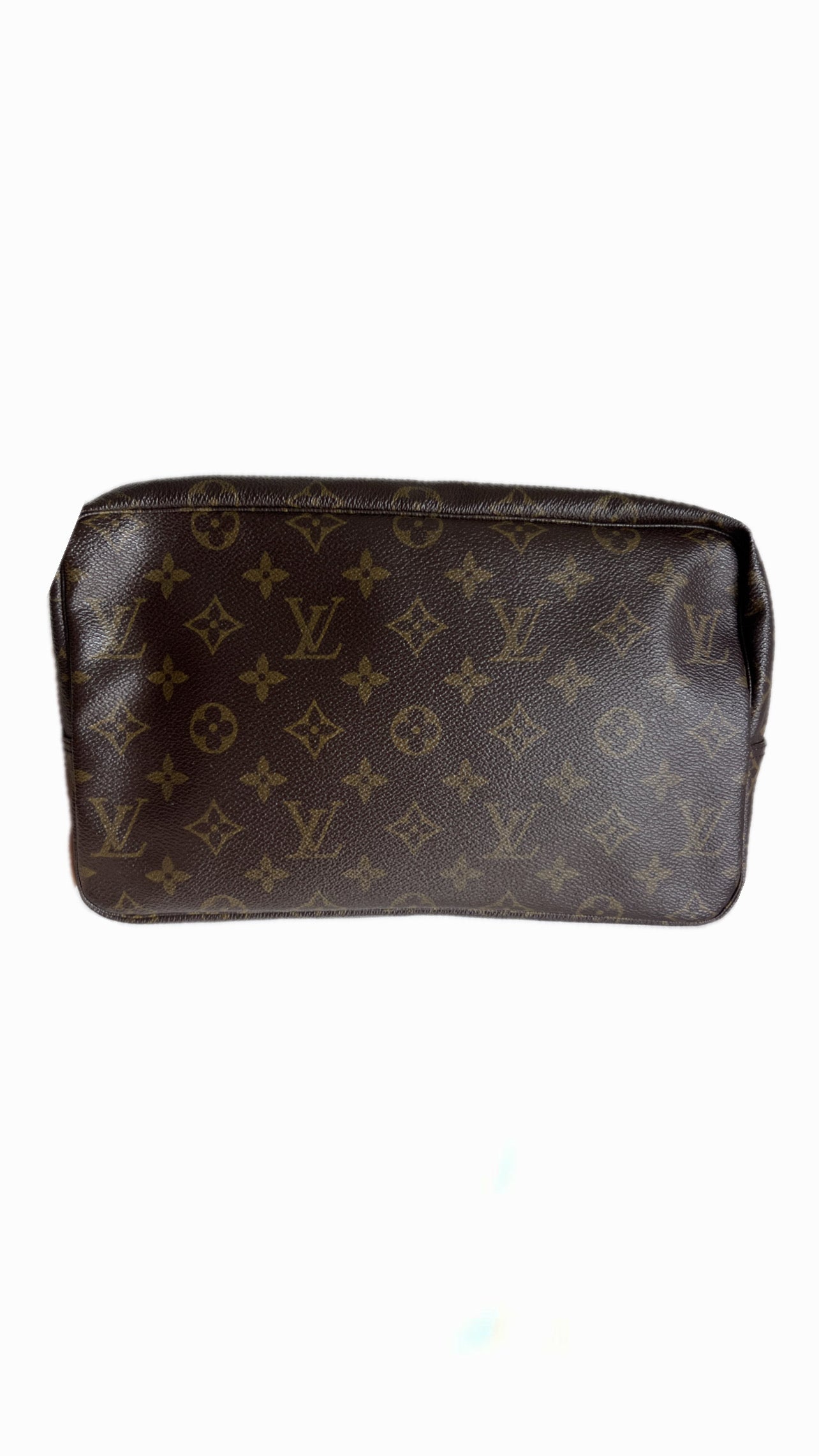 Louis Vuitton Trousse Toilette 28