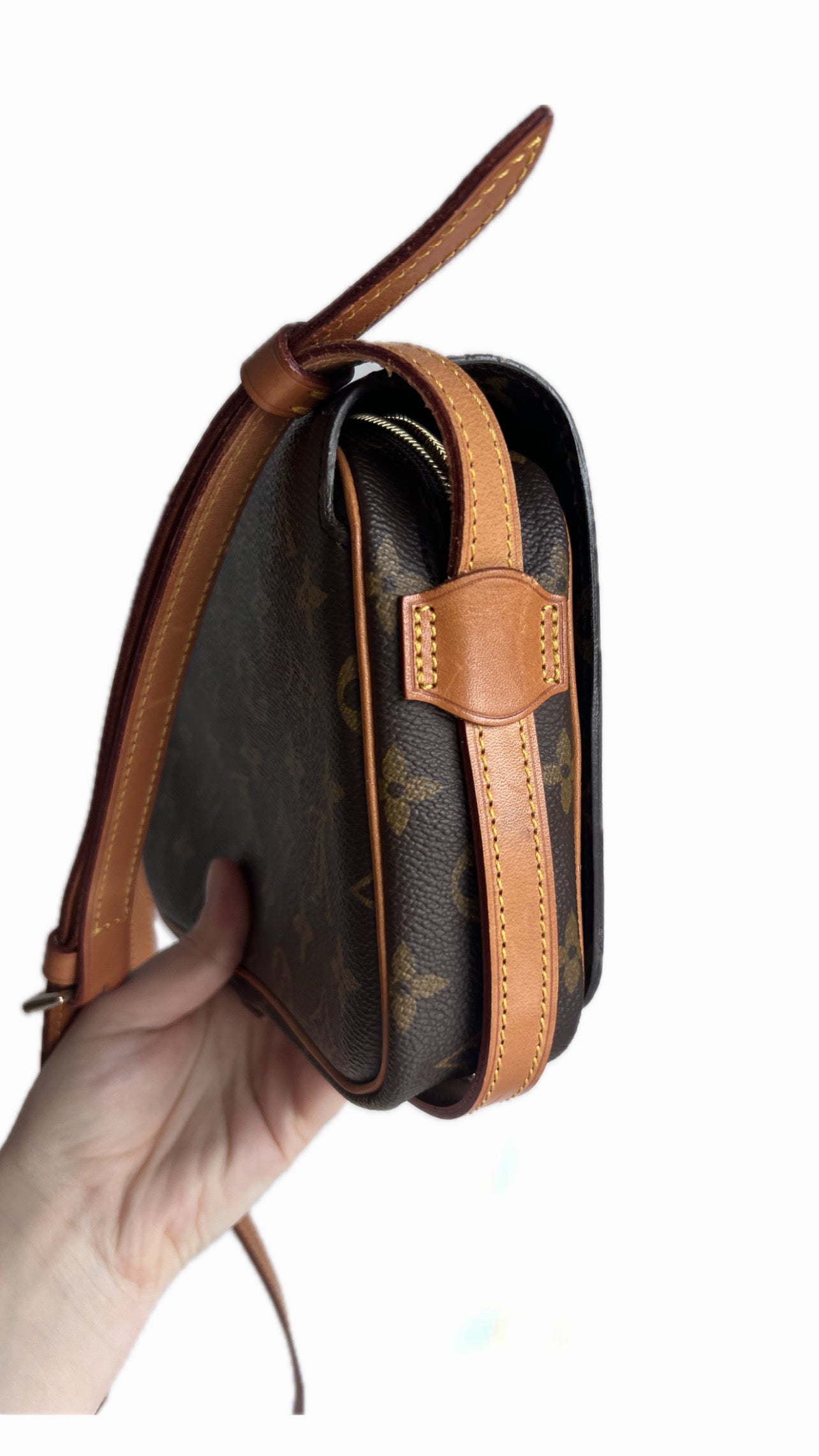 Louis Vuitton Saint Germain 24