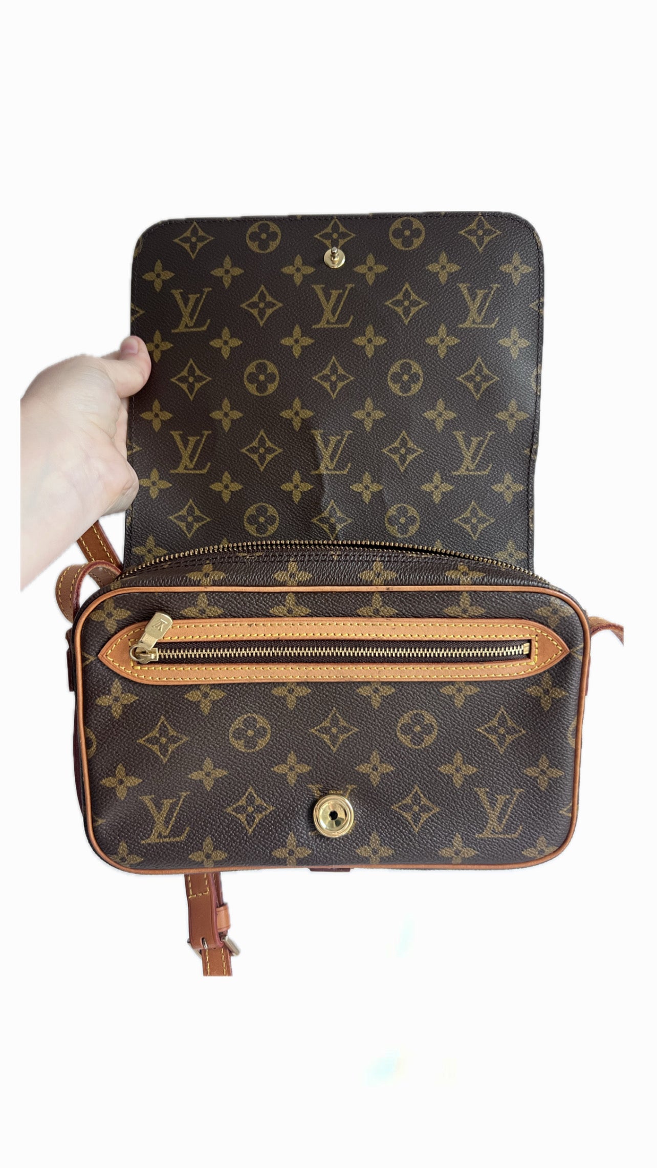 Louis Vuitton Saint Germain 24