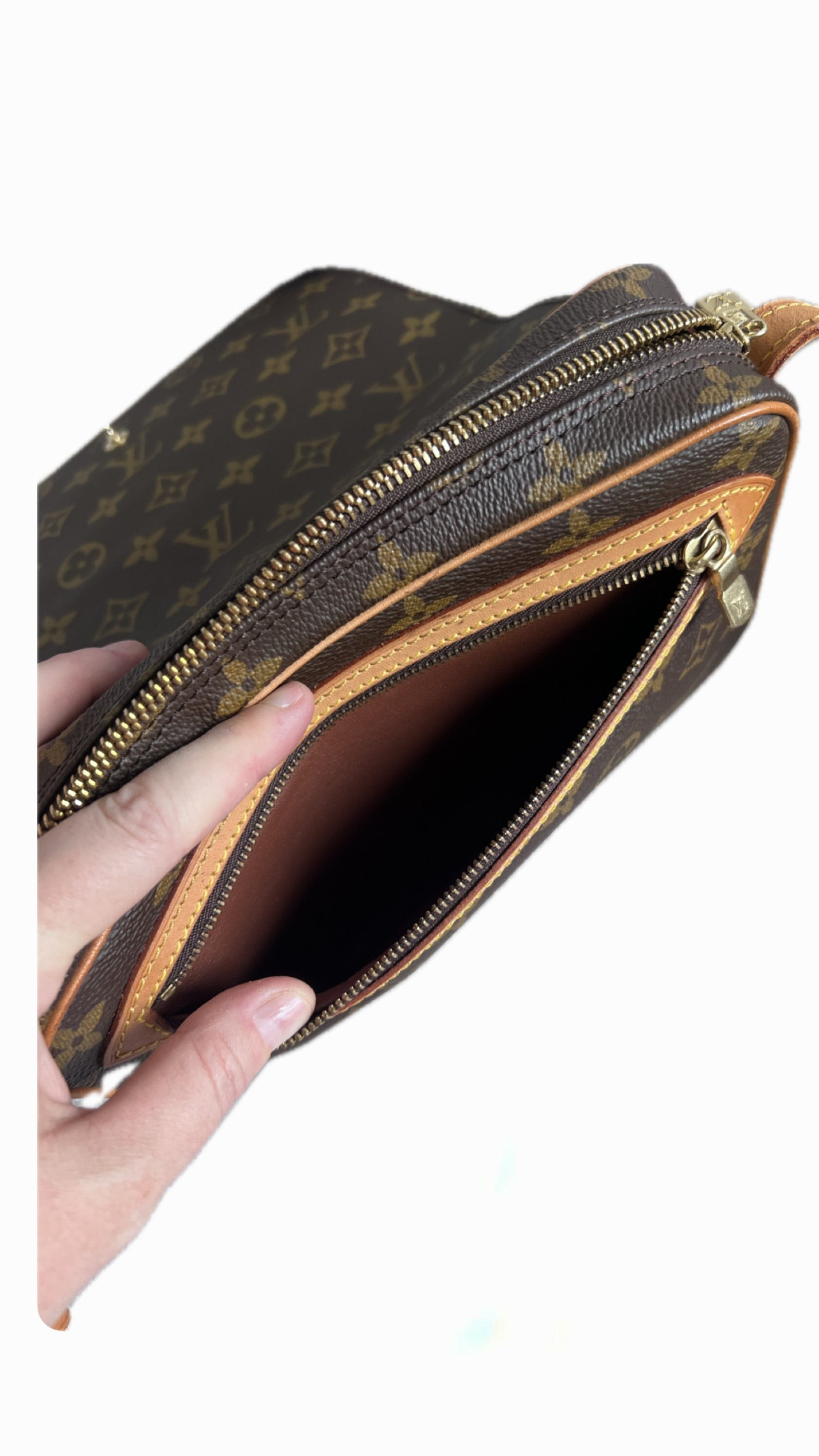 Louis Vuitton Saint Germain 24