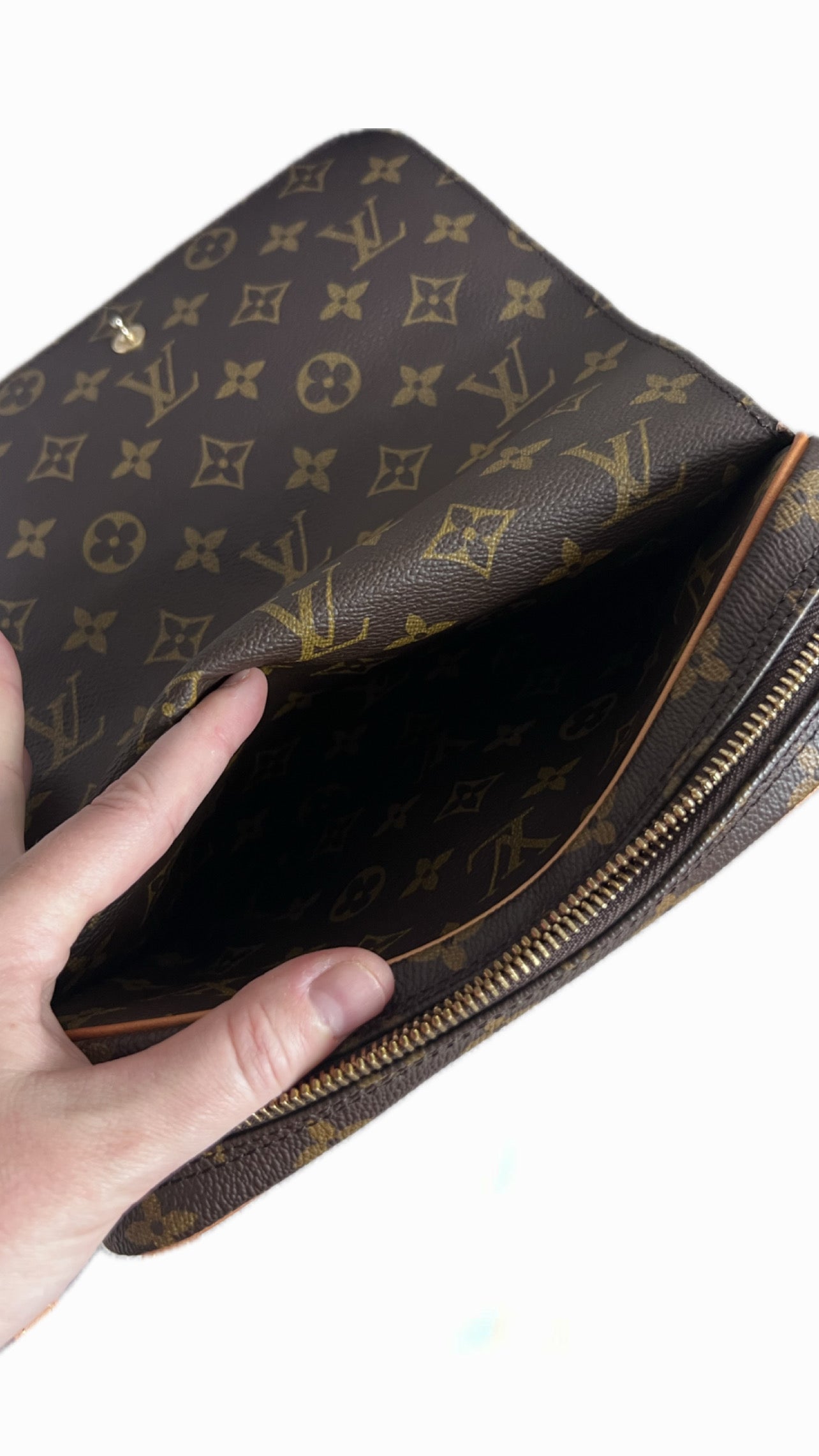 Louis Vuitton Saint Germain 24