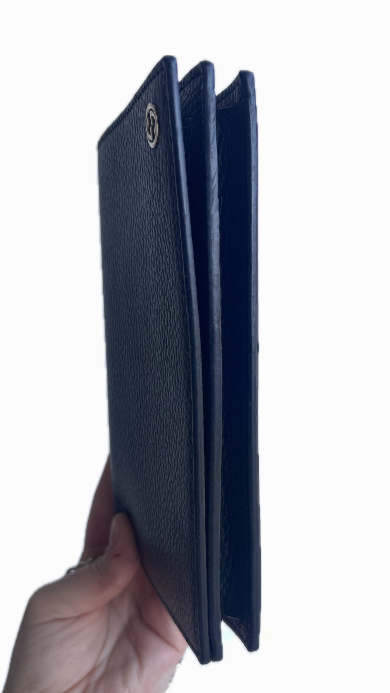 Gucci Wallet on Chain