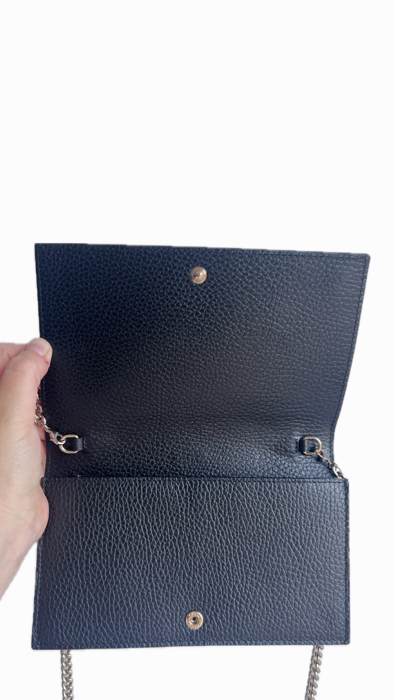 Gucci Wallet on Chain