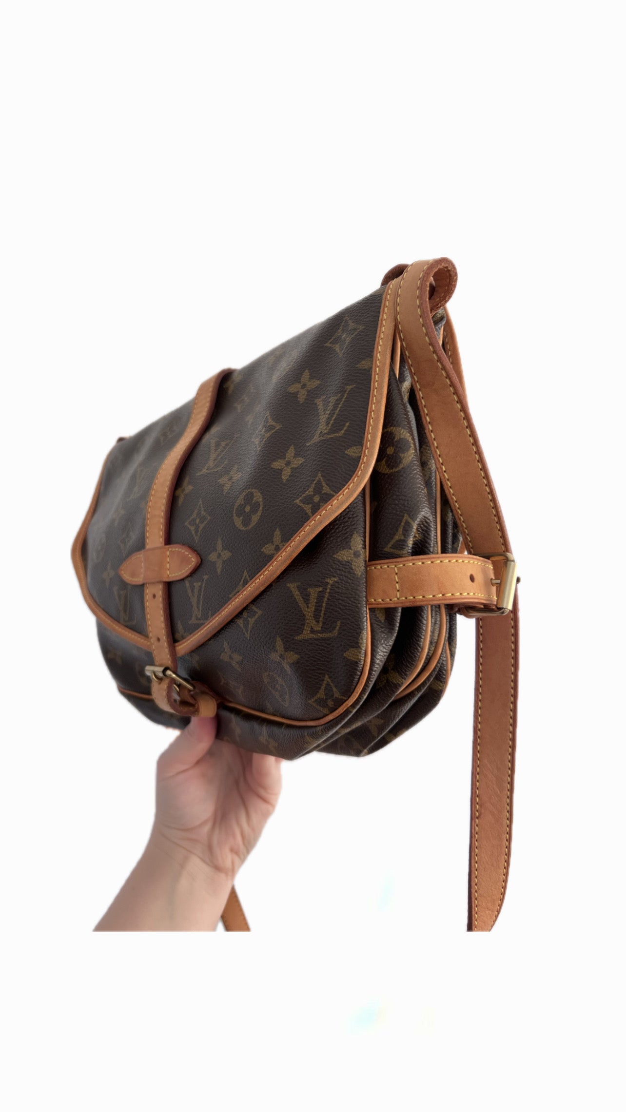 Louis Vuitton Saumur 30