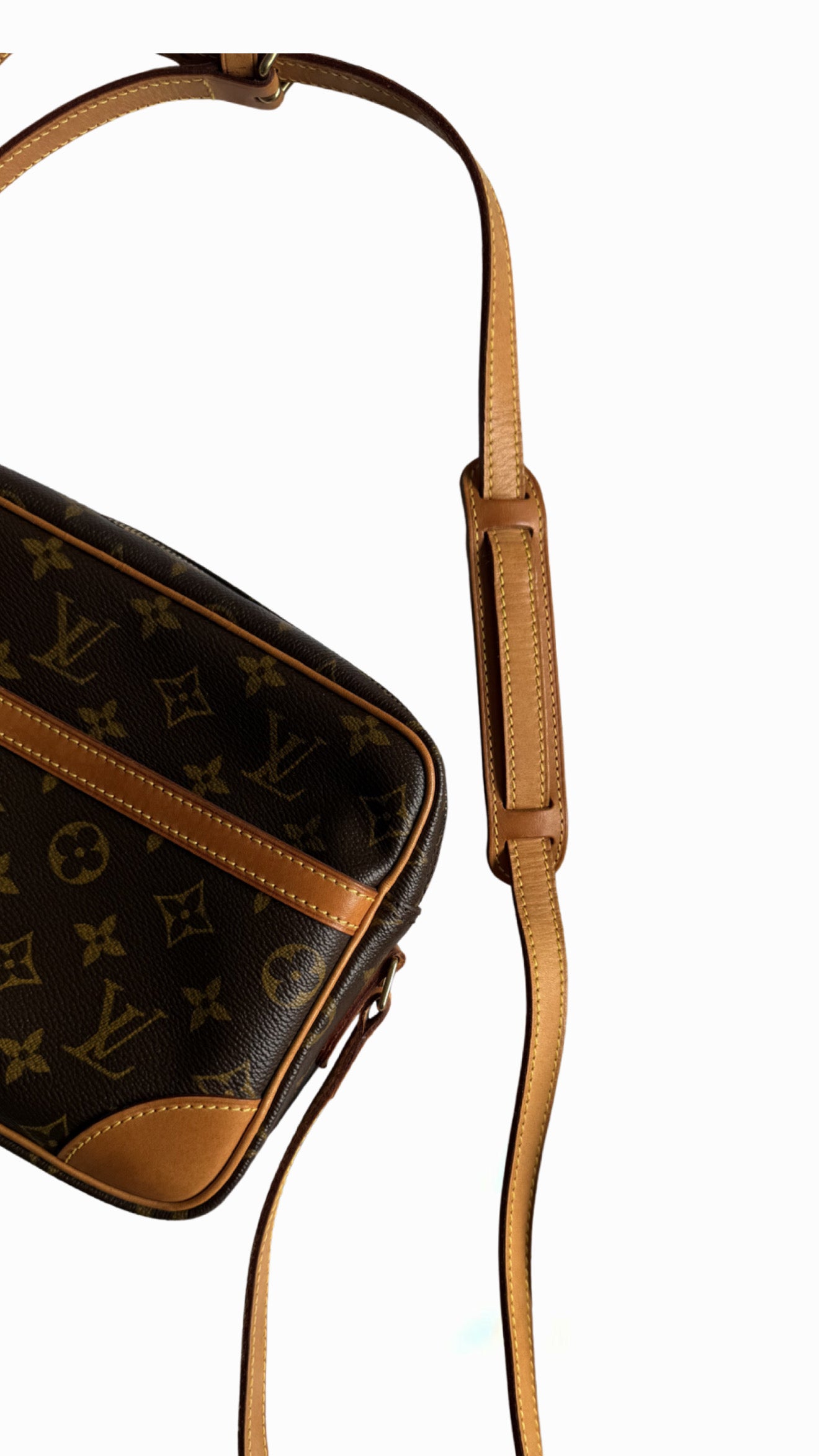 Louis Vuitton Trocadero 27