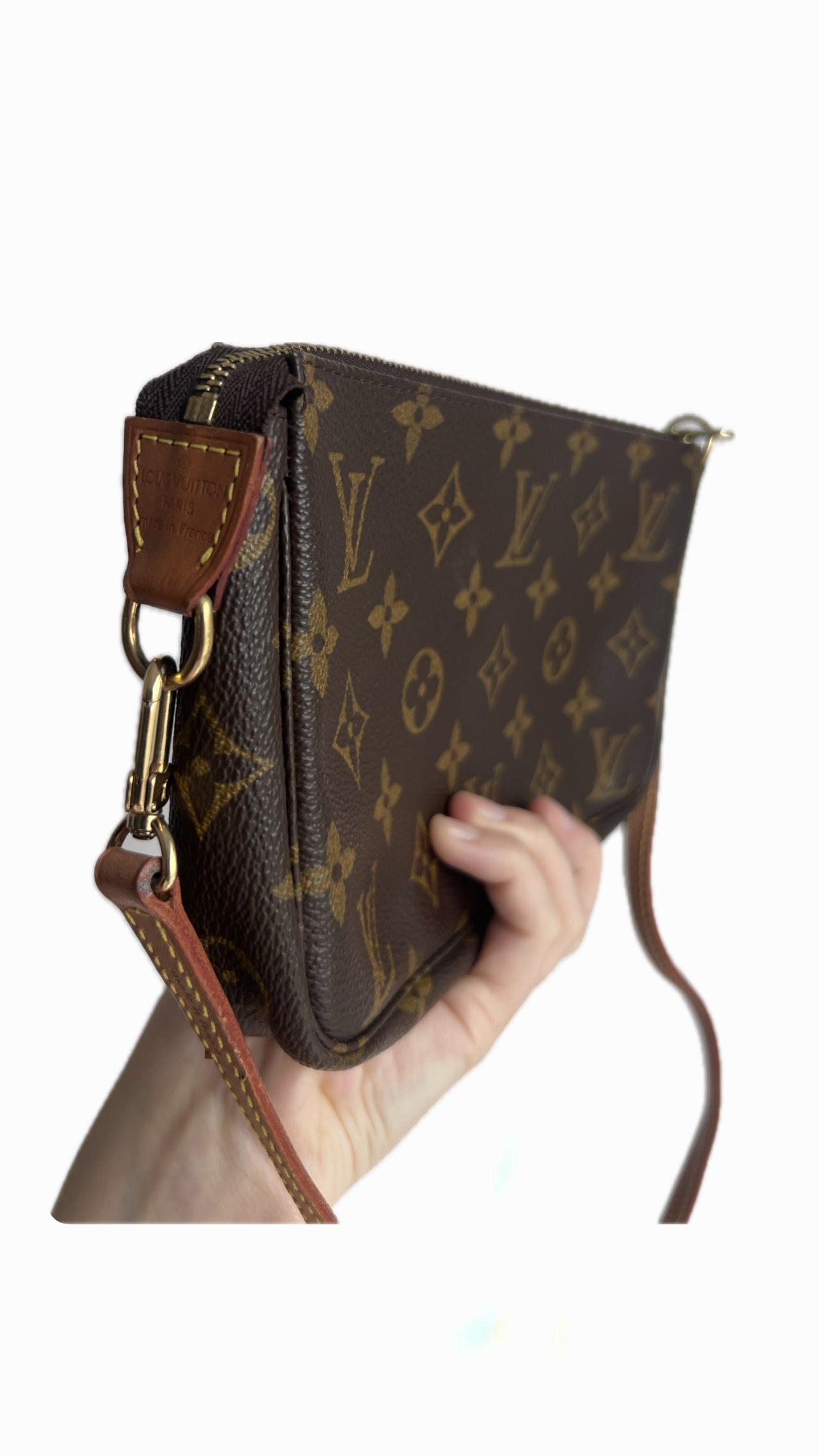 Louis Vuitton Pochette Long Strap