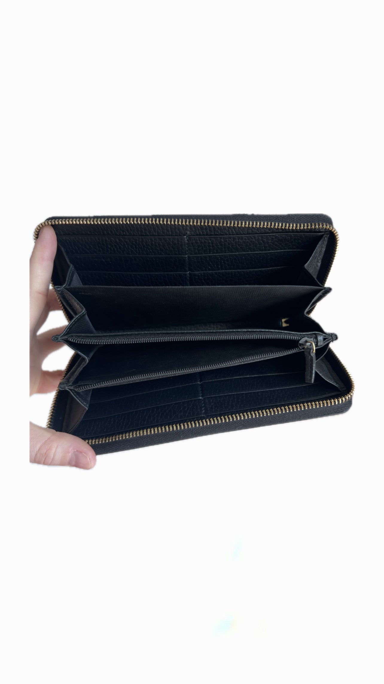 Gucci Zip Around Wallet