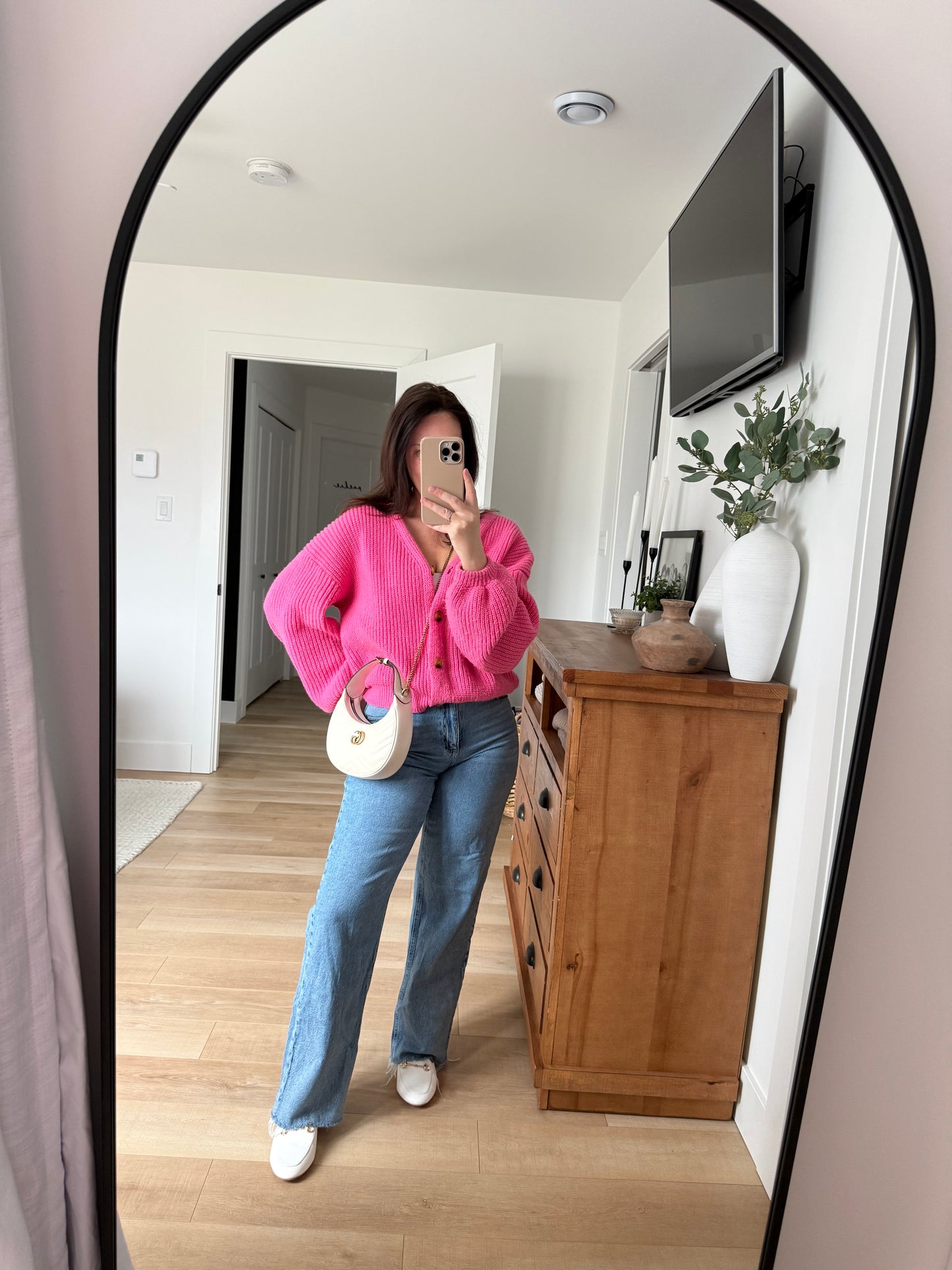 Gucci GG Marmont Small Shoulder Bag in White