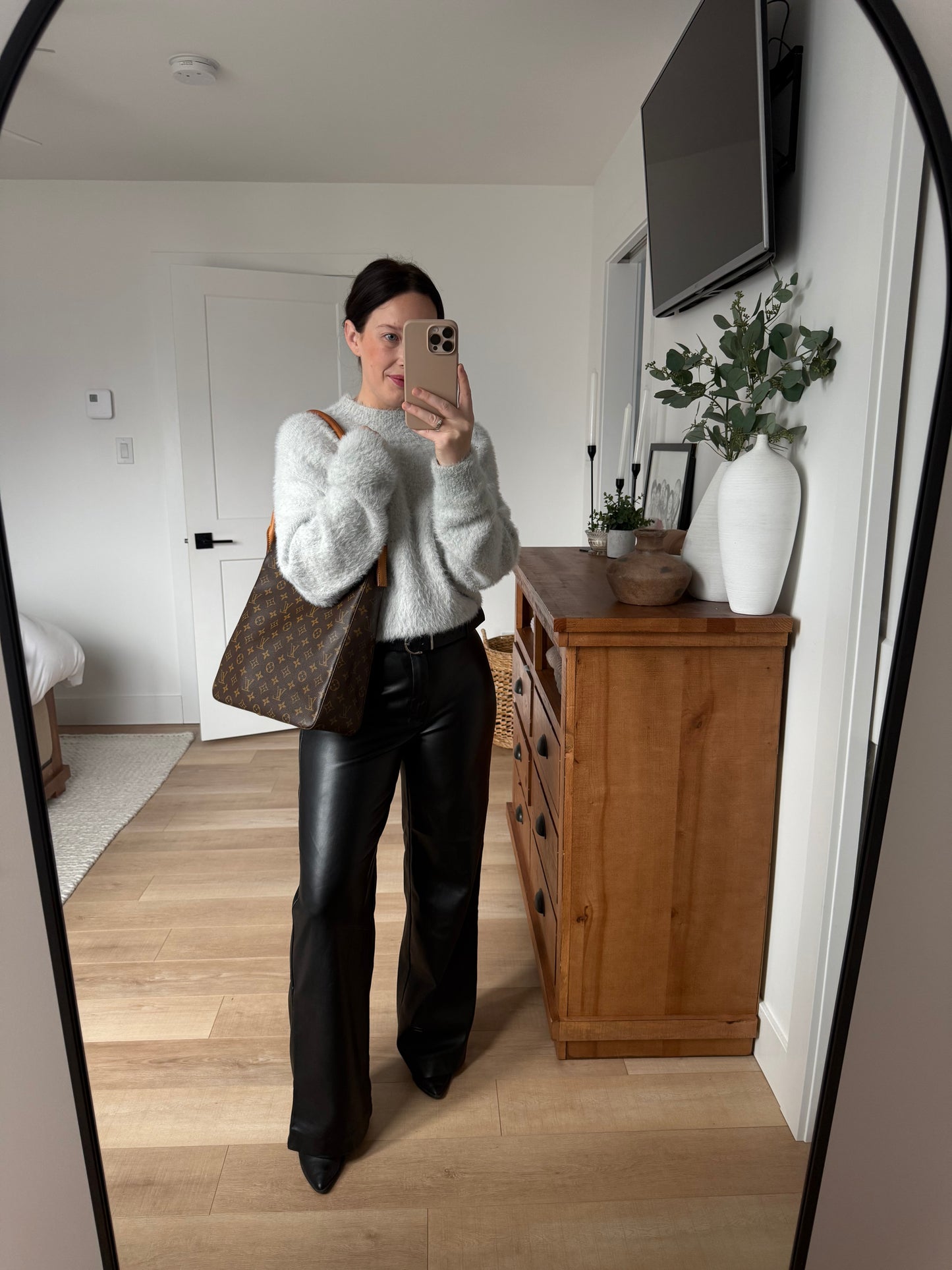 Louis Vuitton Looping GM