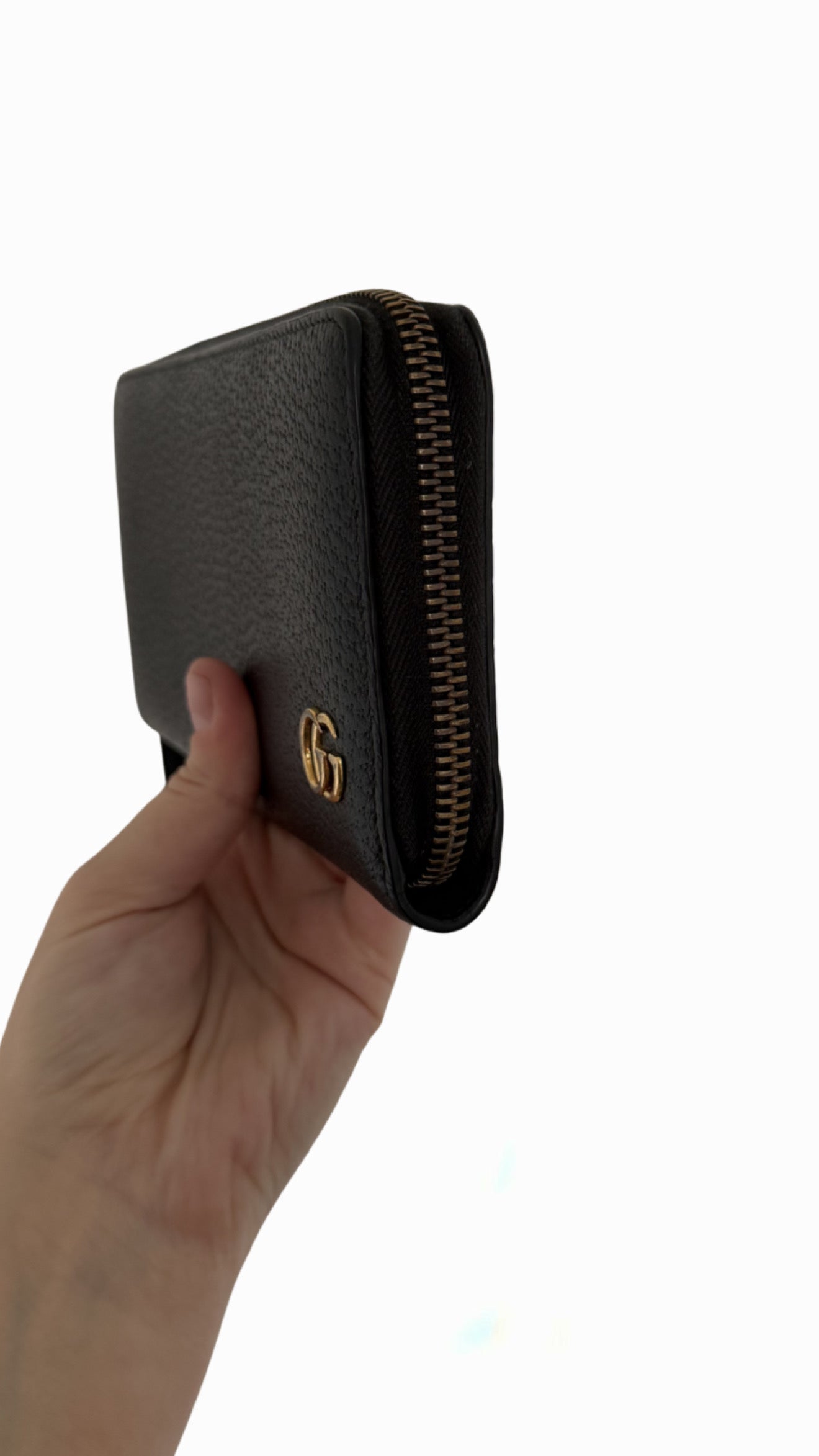 Gucci GG Marmont Zip Around Wallet