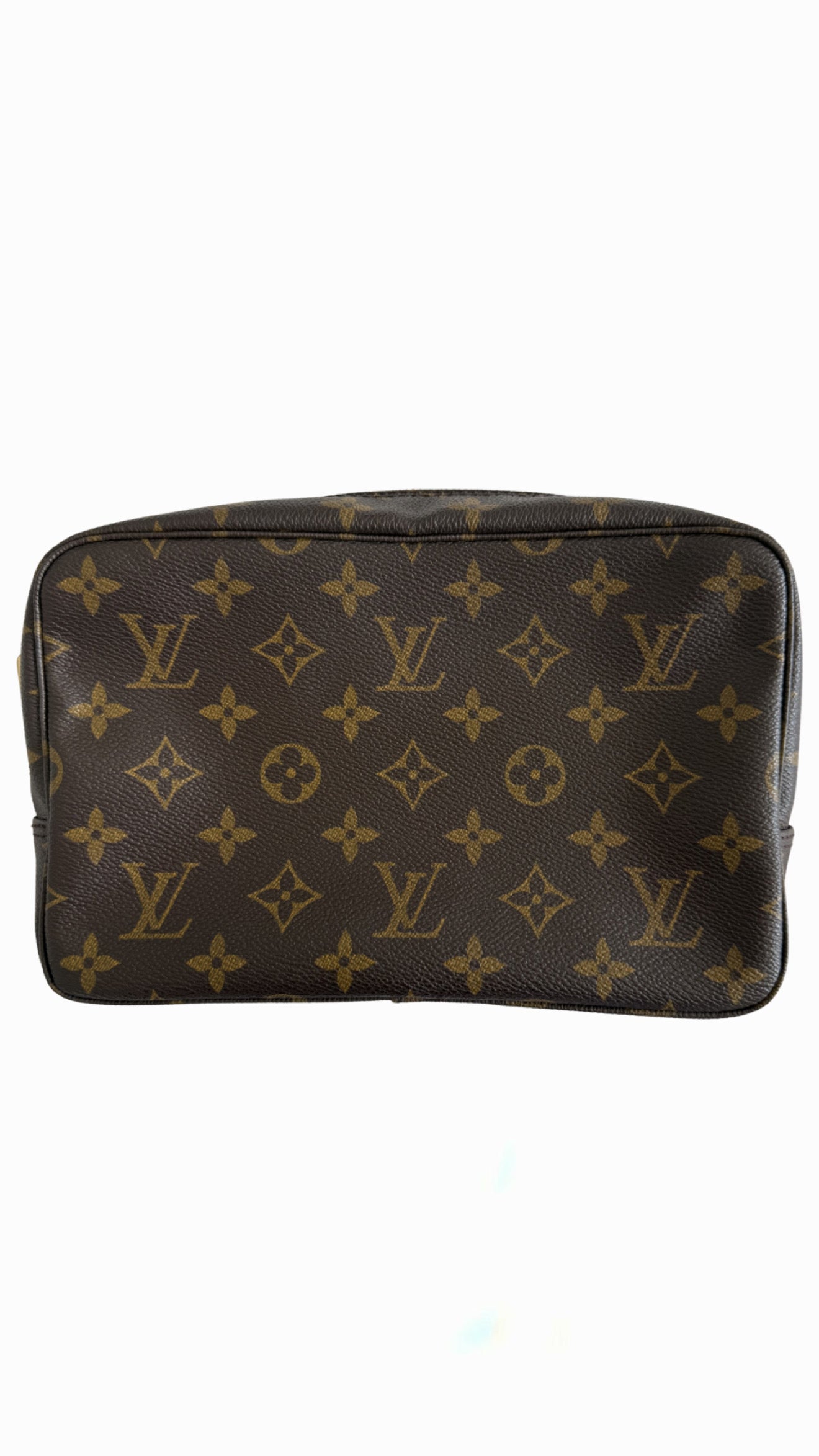 Louis Vuitton Trousse Toilette 23