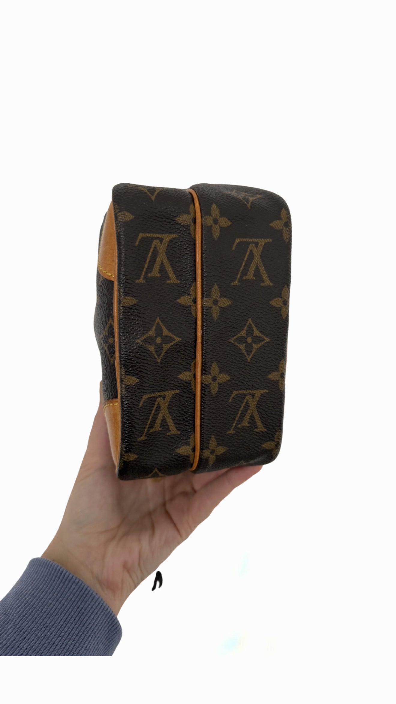 Louis Vuitton Amazon Crossbody