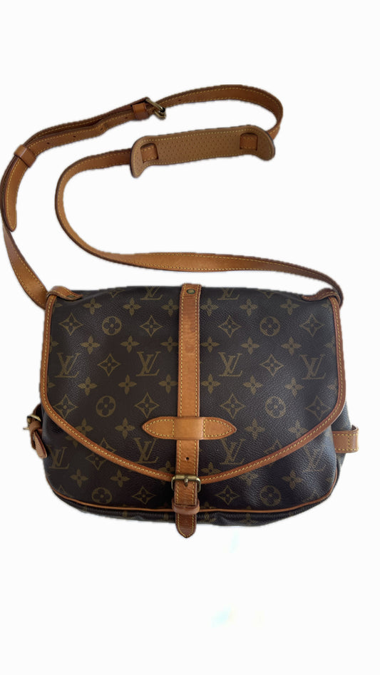 Louis Vuitton Saumur 30