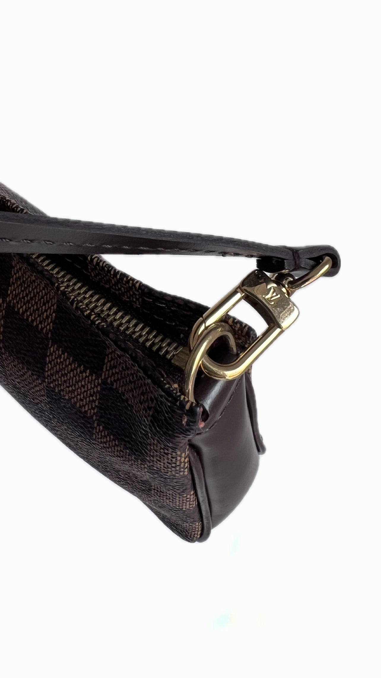 Louis Vuitton Damier Ebene Navona Pochette Accessories