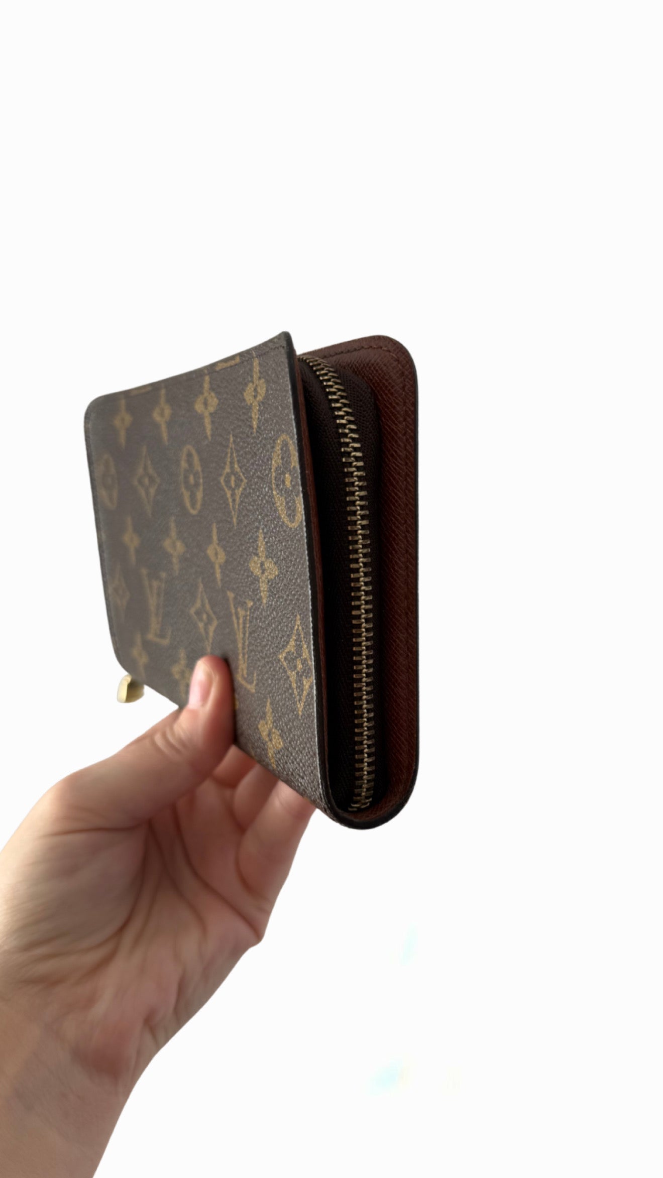 Louis Vuitton Zippy Wallet