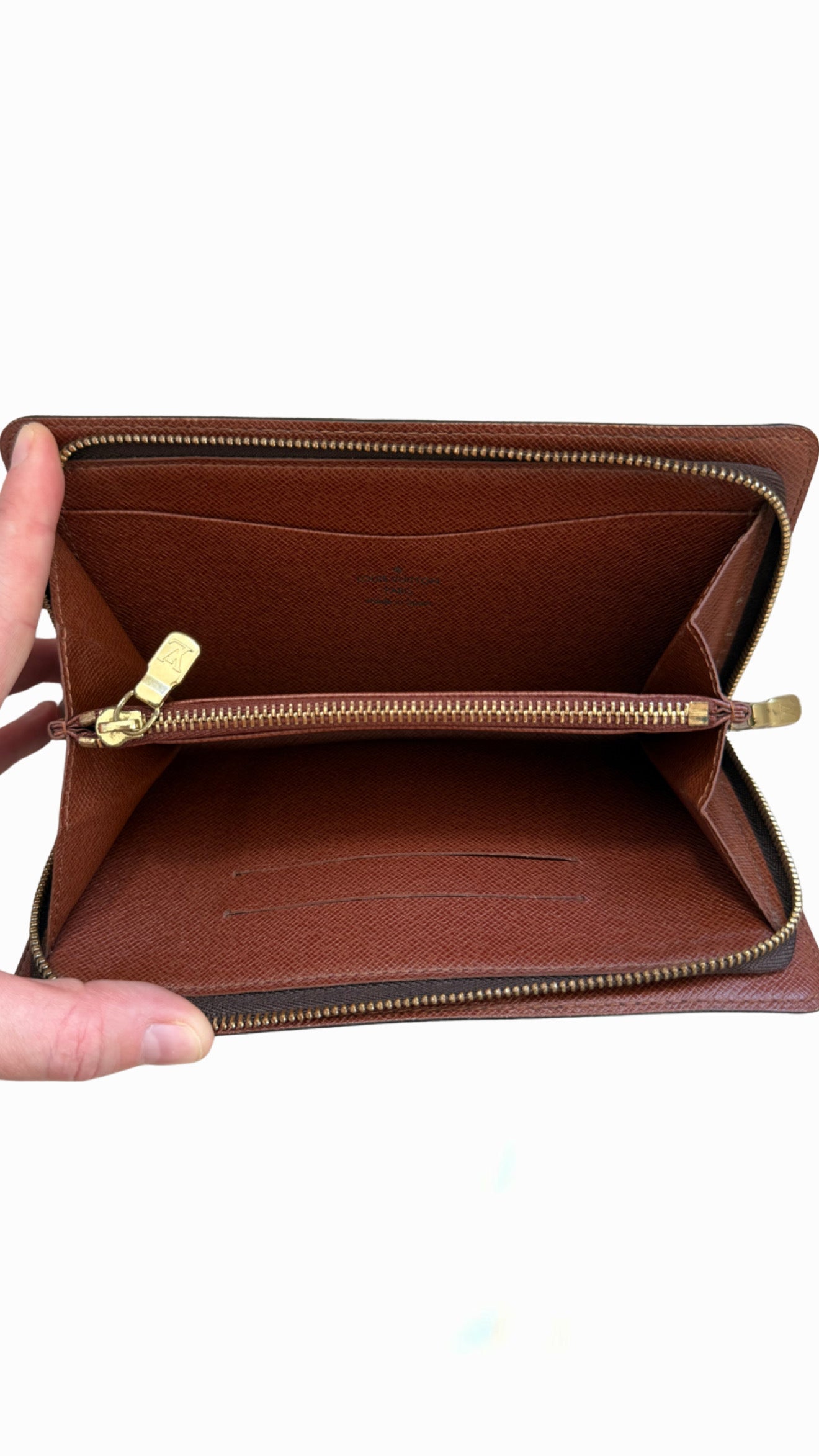 Louis Vuitton Zippy Wallet