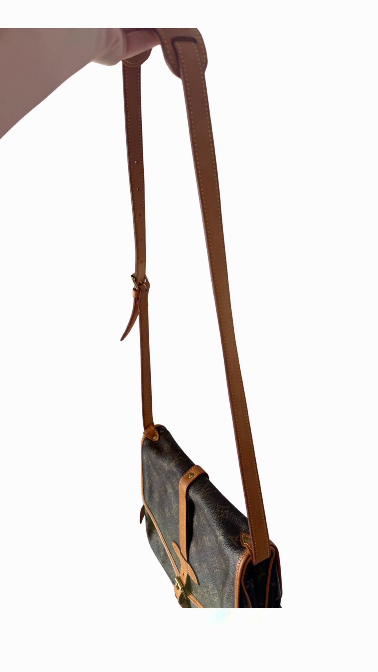 Louis Vuitton Saumur 30