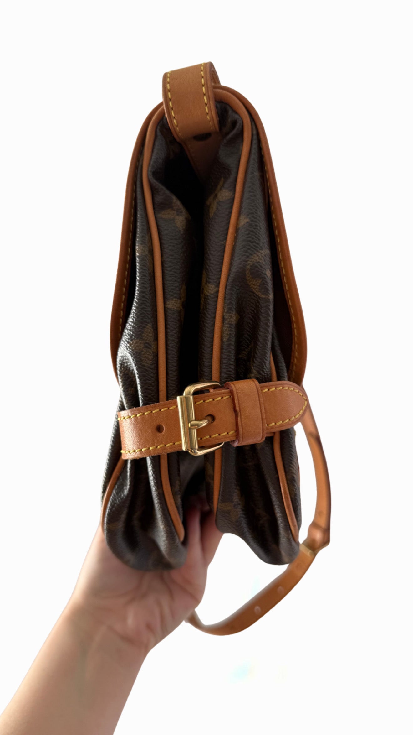 Louis Vuitton Saumur 30