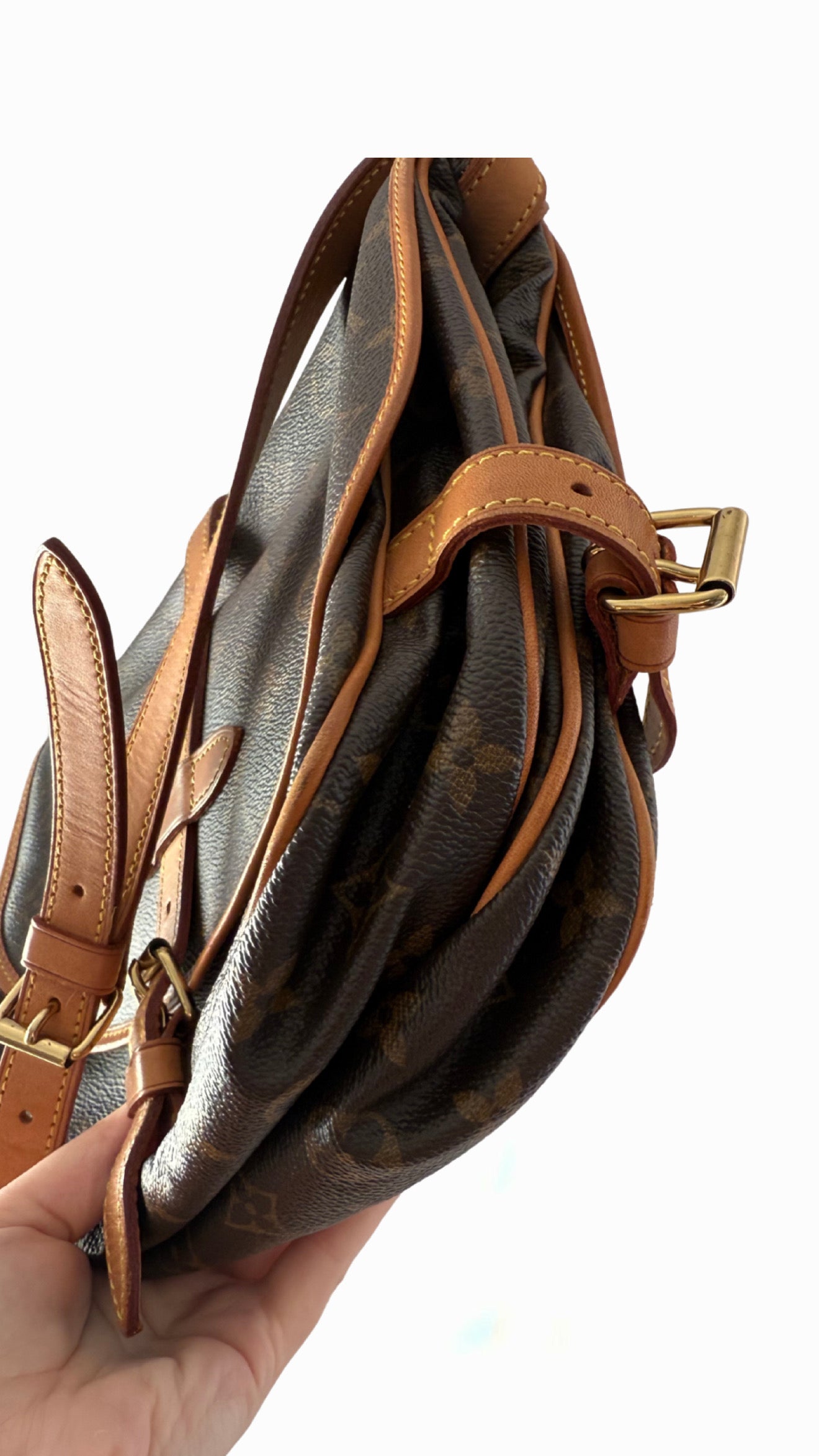 Louis Vuitton Saumur 30