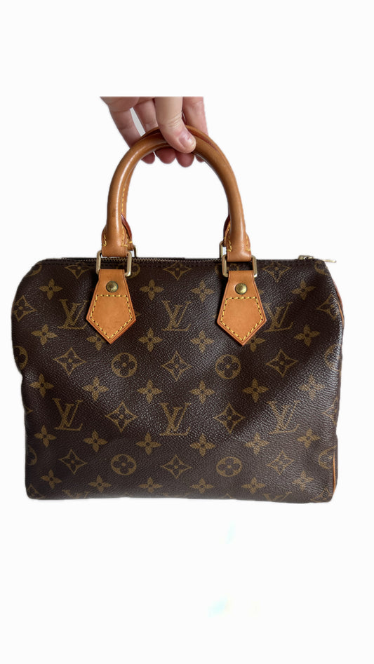 Louis Vuitton Speedy 25