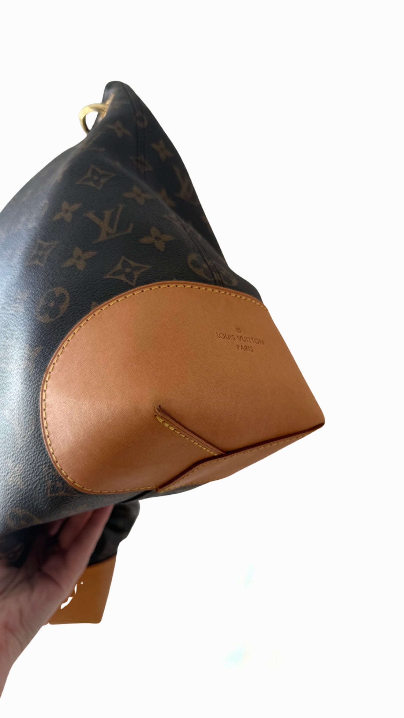 Louis Vuitton Monogram Hobo Berri MM