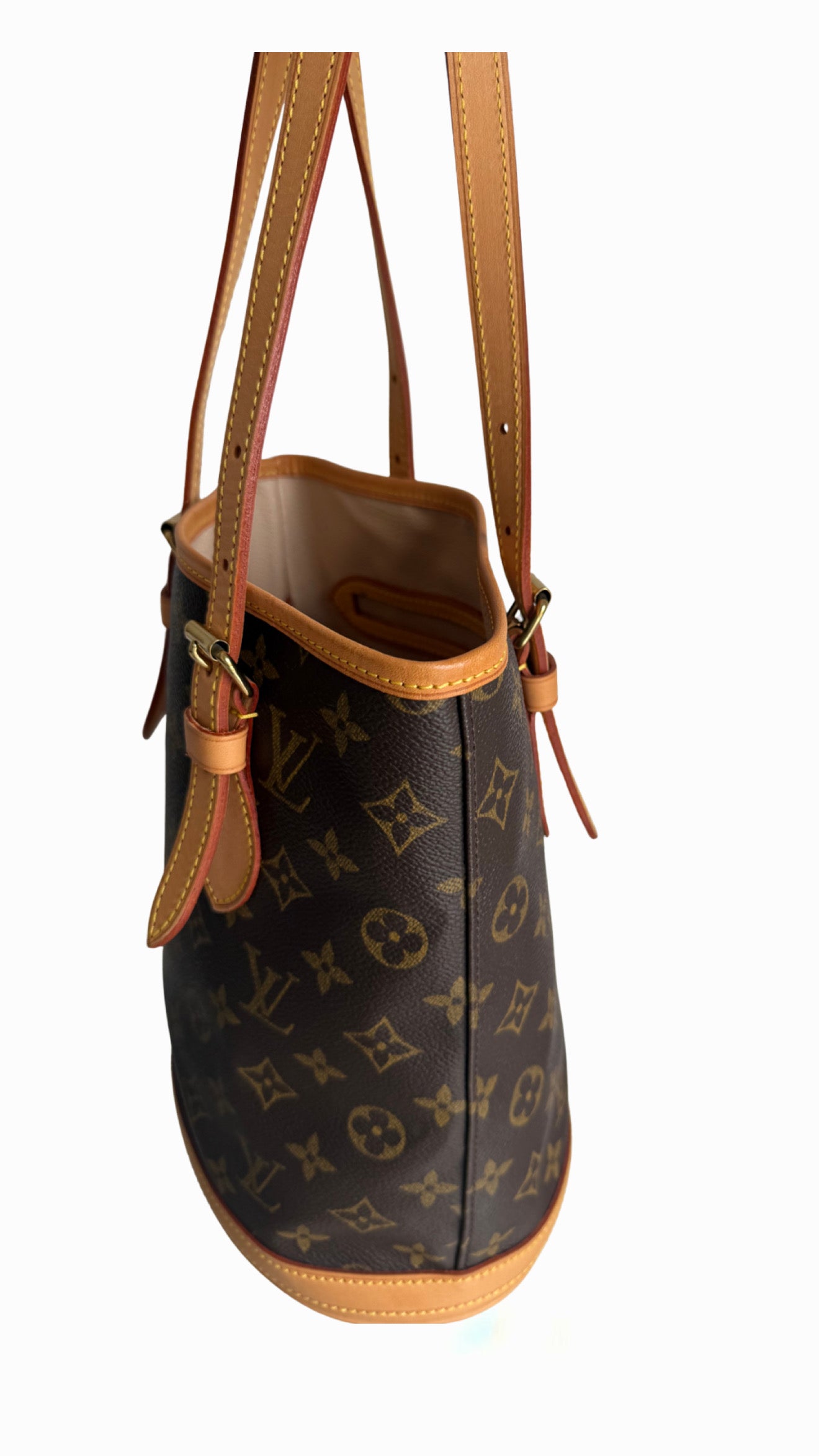 Louis Vuitton Bucket PM