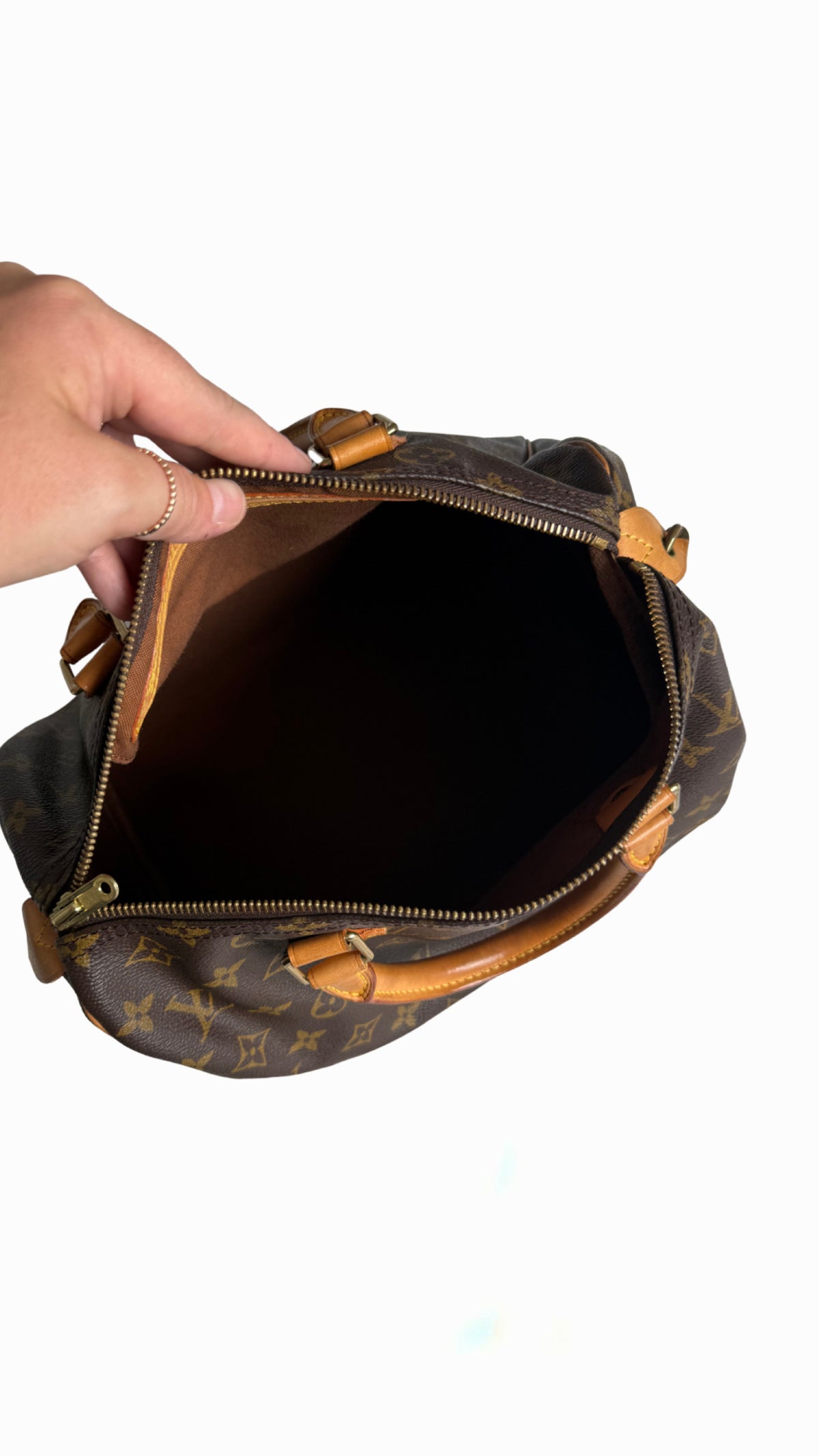 Louis Vuitton Speedy 30