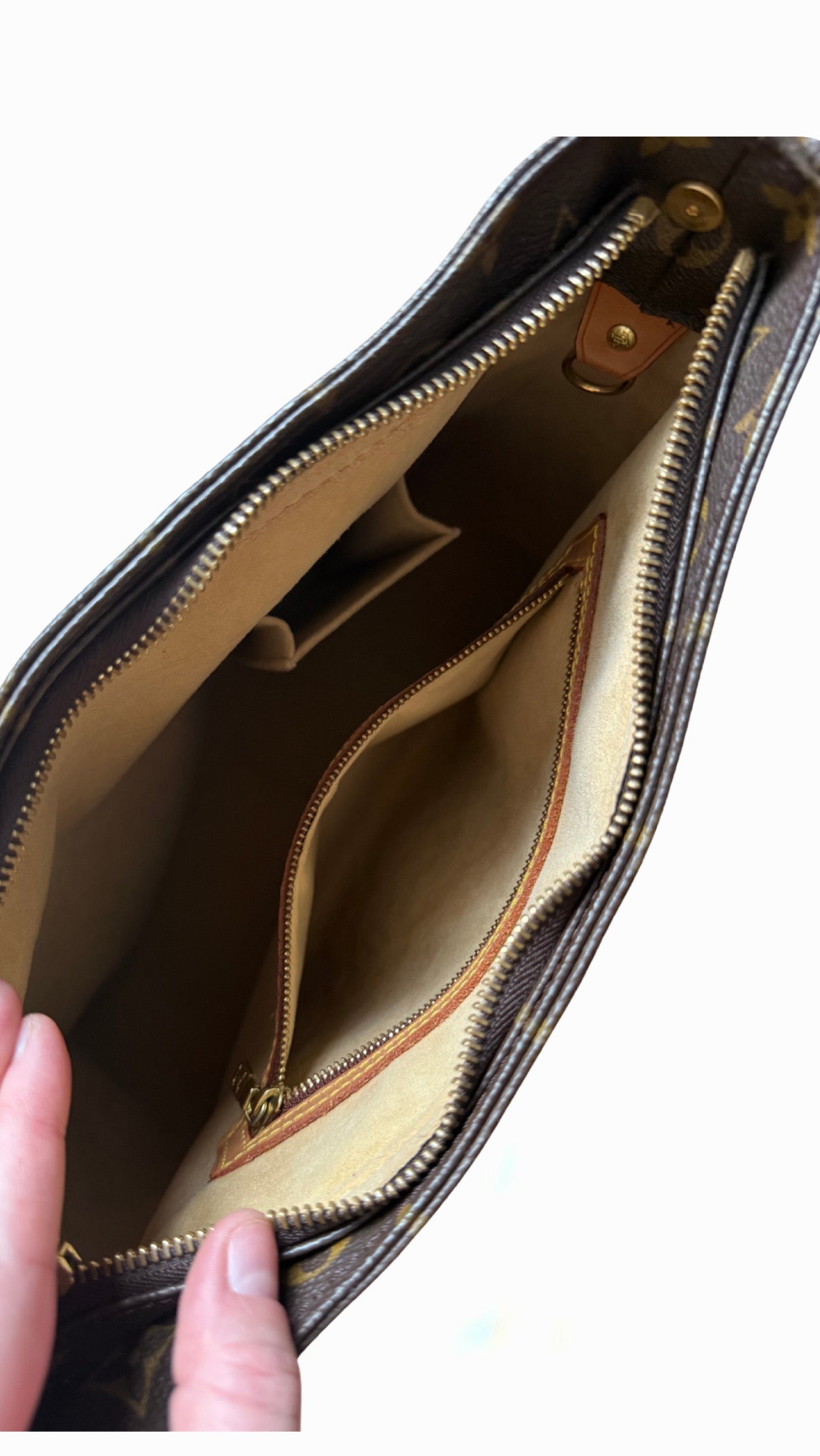 Louis Vuitton Looping GM