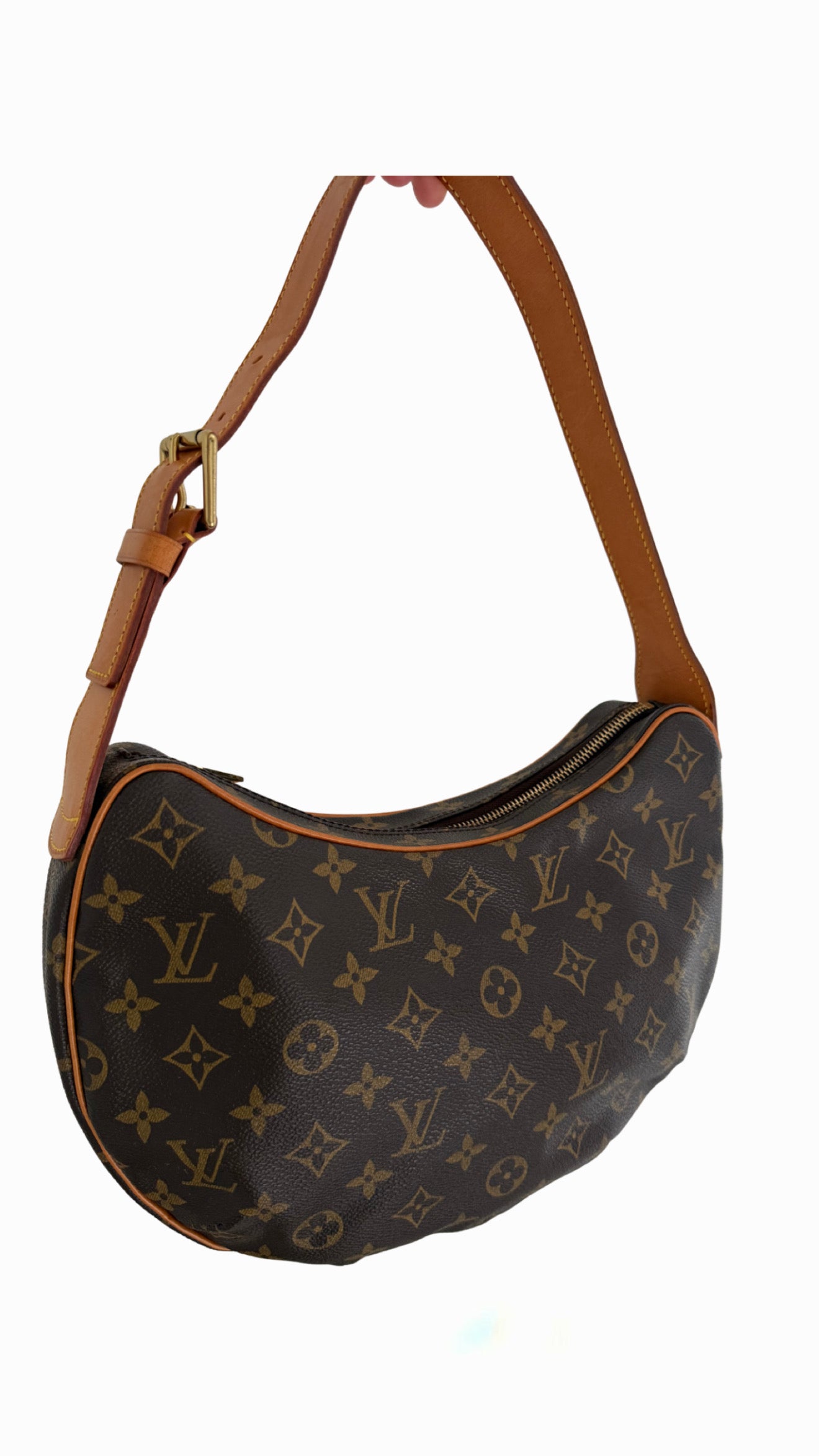 Louis Vuitton Croissant MM
