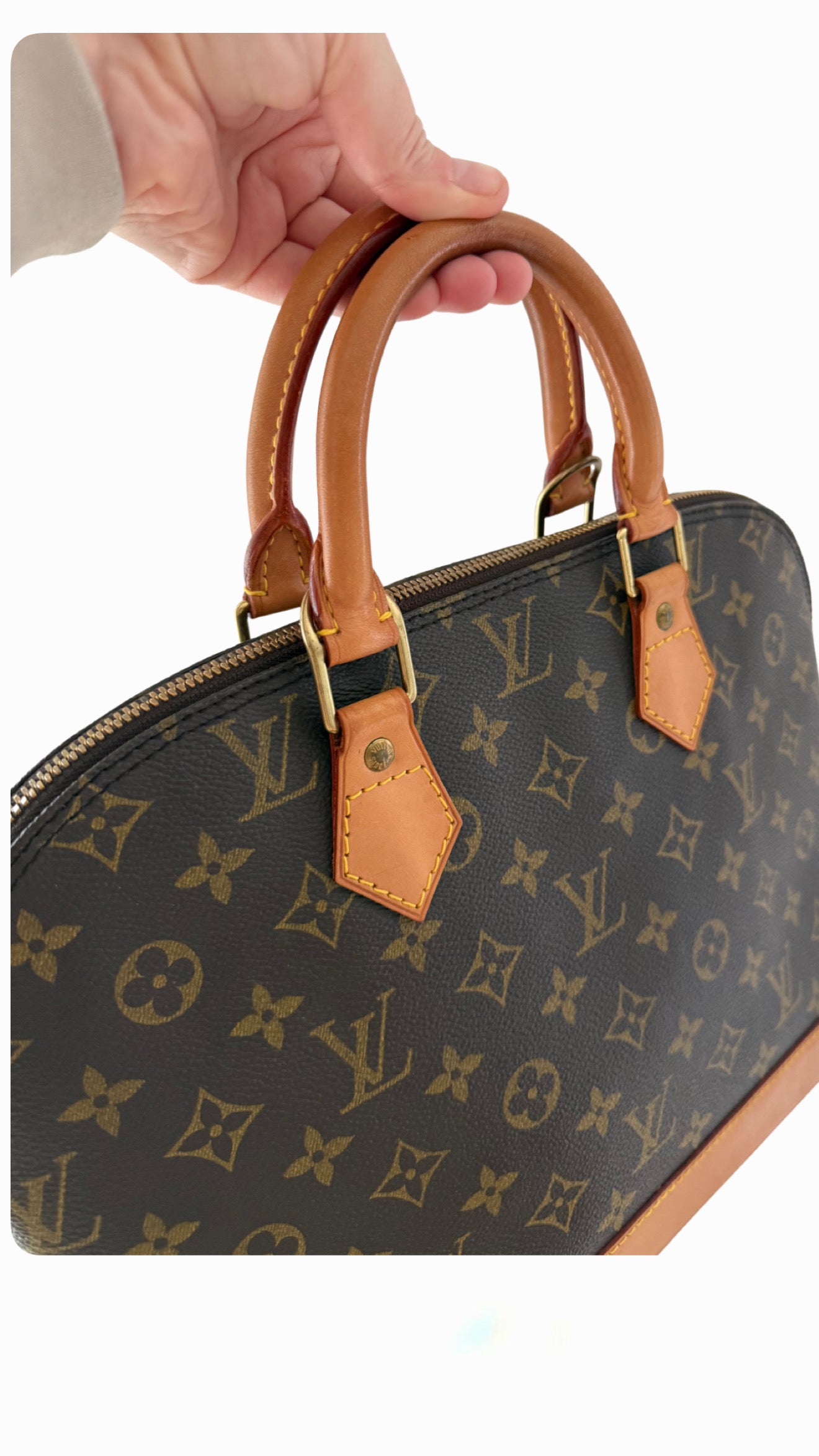 Louis Vuitton Alma PM