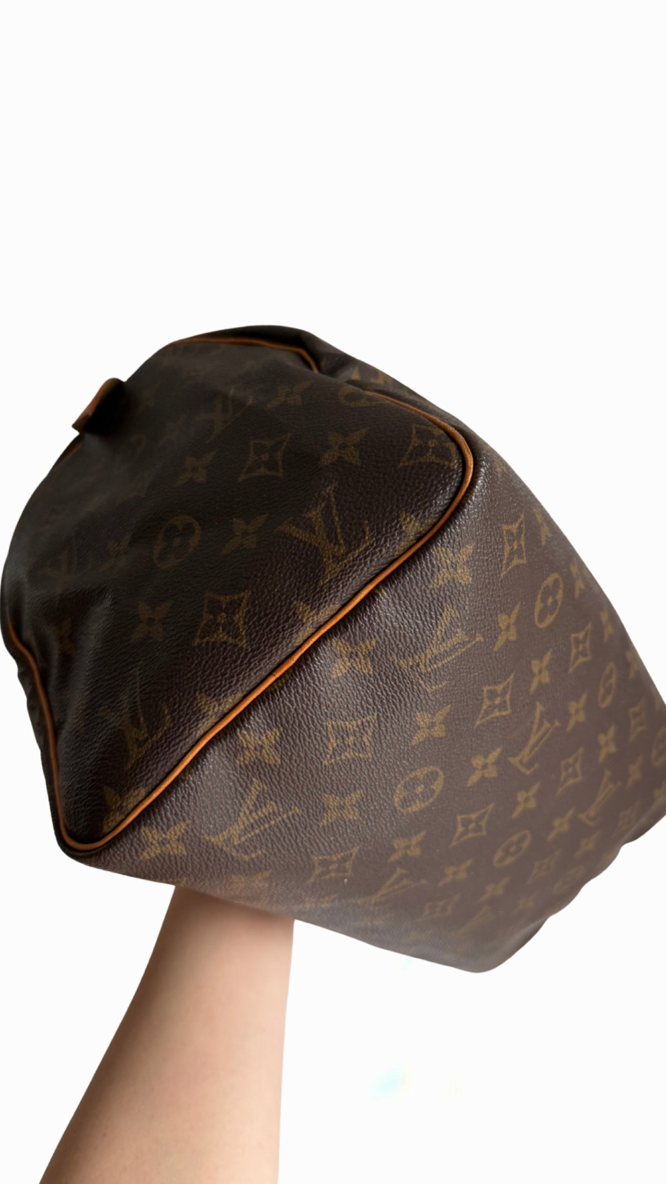 Louis Vuitton Speedy 30