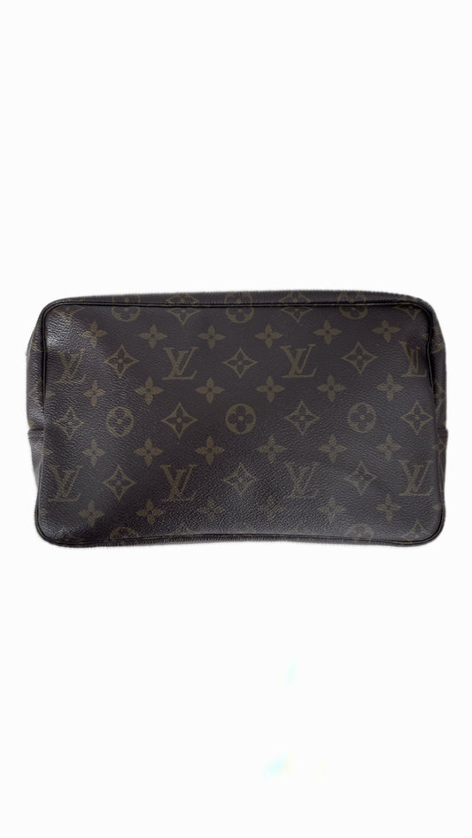 Louis Vuitton Trousse Toilette 28