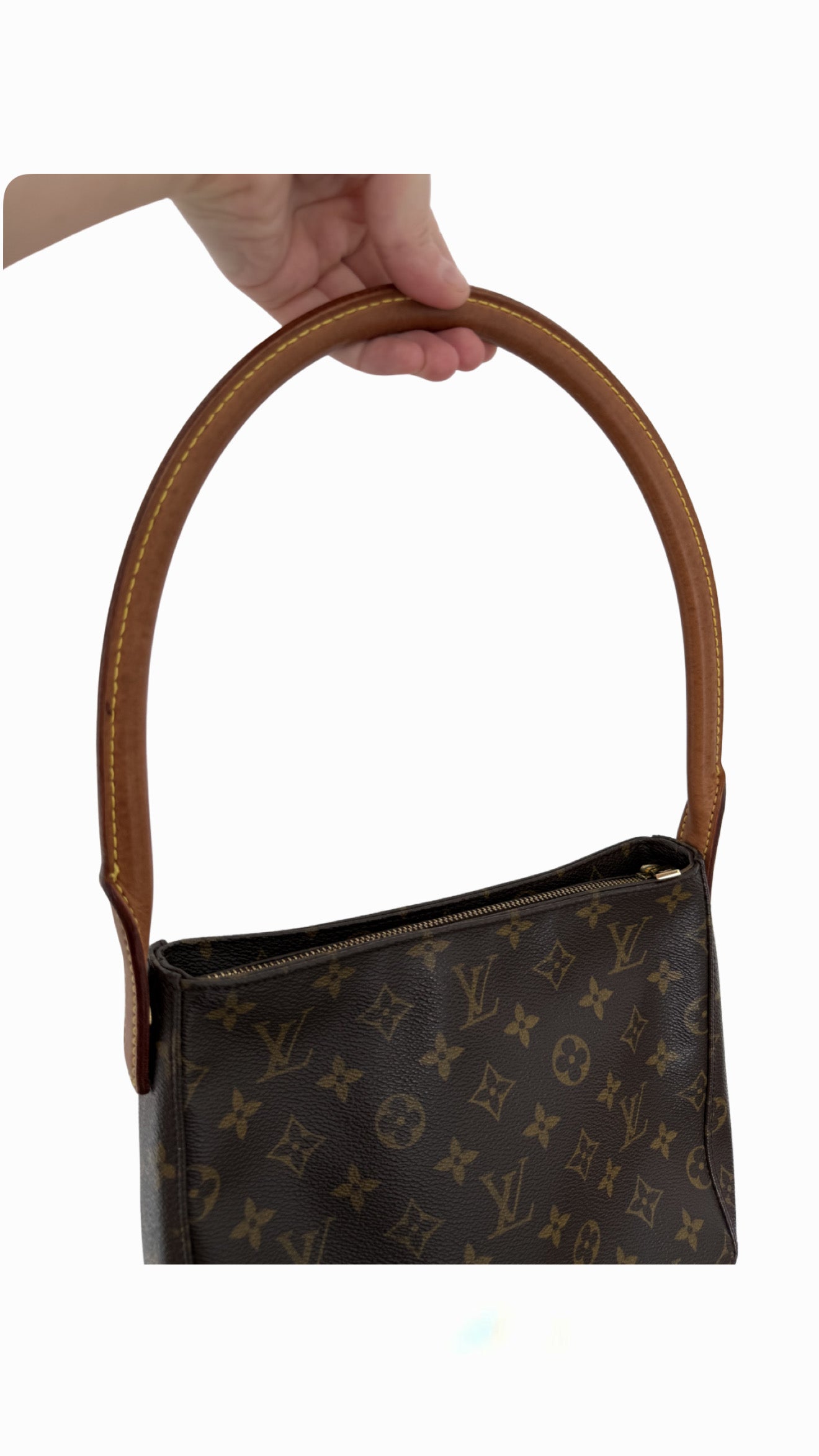 Louis Vuitton Looping MM